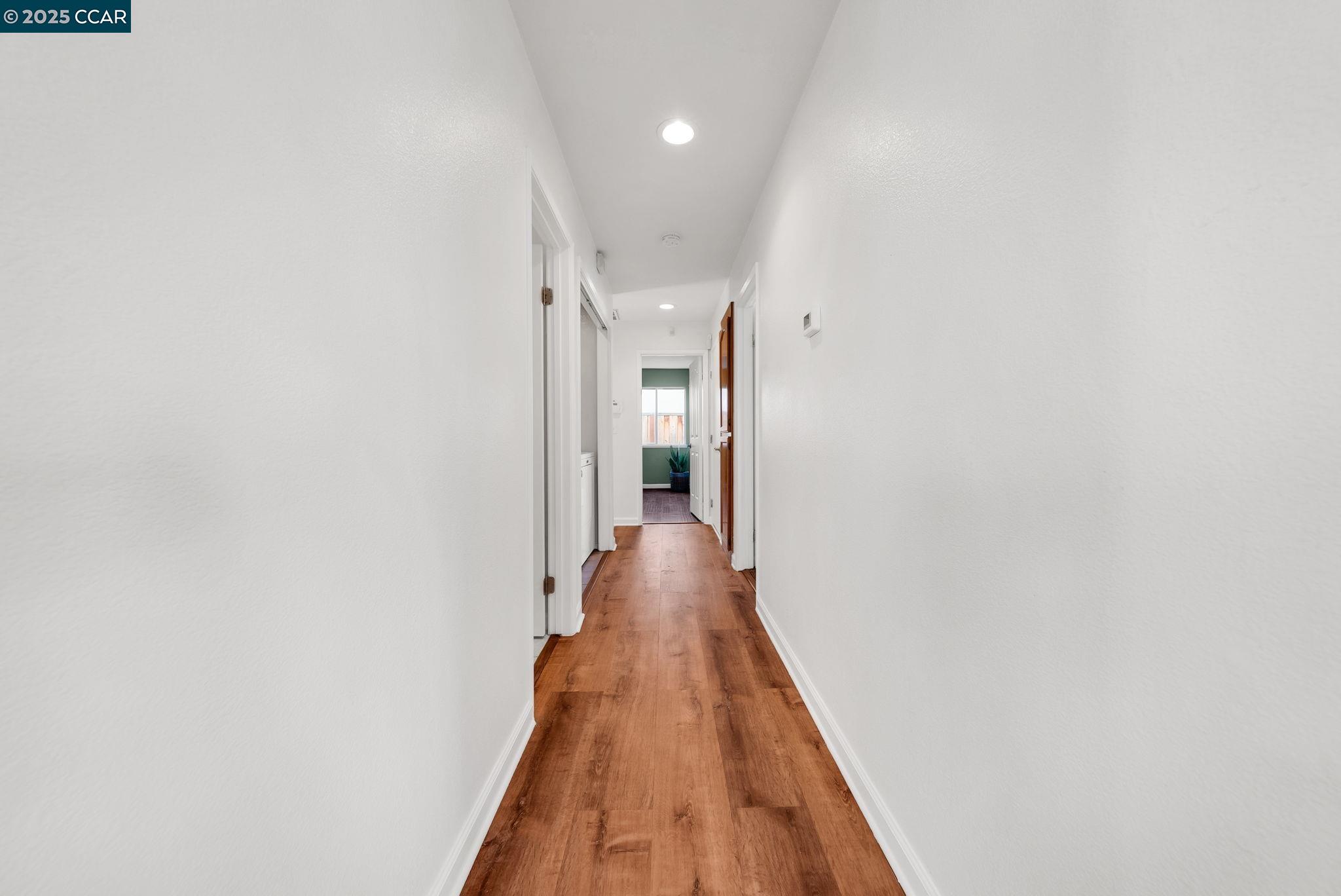 Detail Gallery Image 18 of 40 For 1971 Glarner St, Hollister,  CA 95023 - 3 Beds | 2 Baths