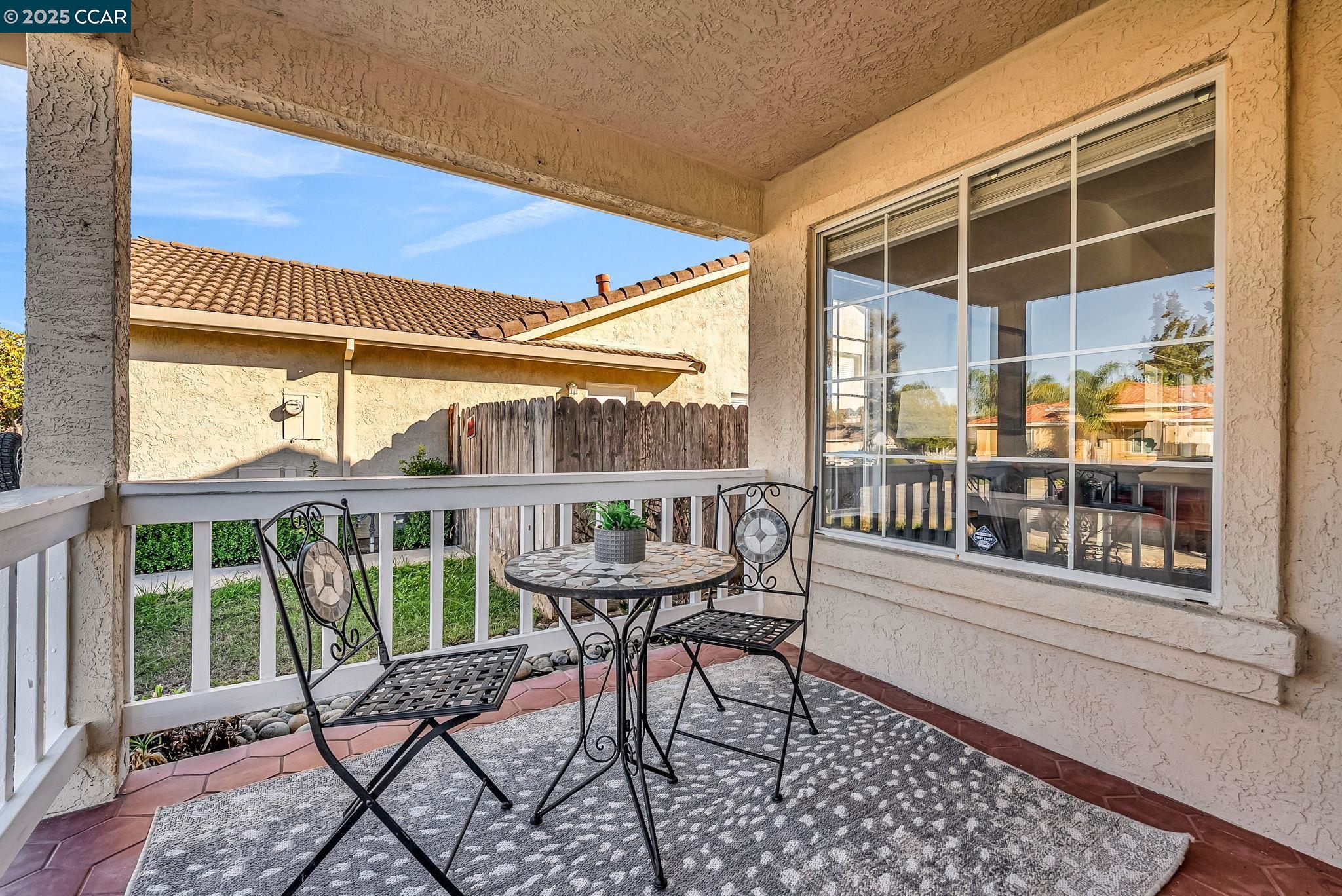 Detail Gallery Image 4 of 40 For 1971 Glarner St, Hollister,  CA 95023 - 3 Beds | 2 Baths