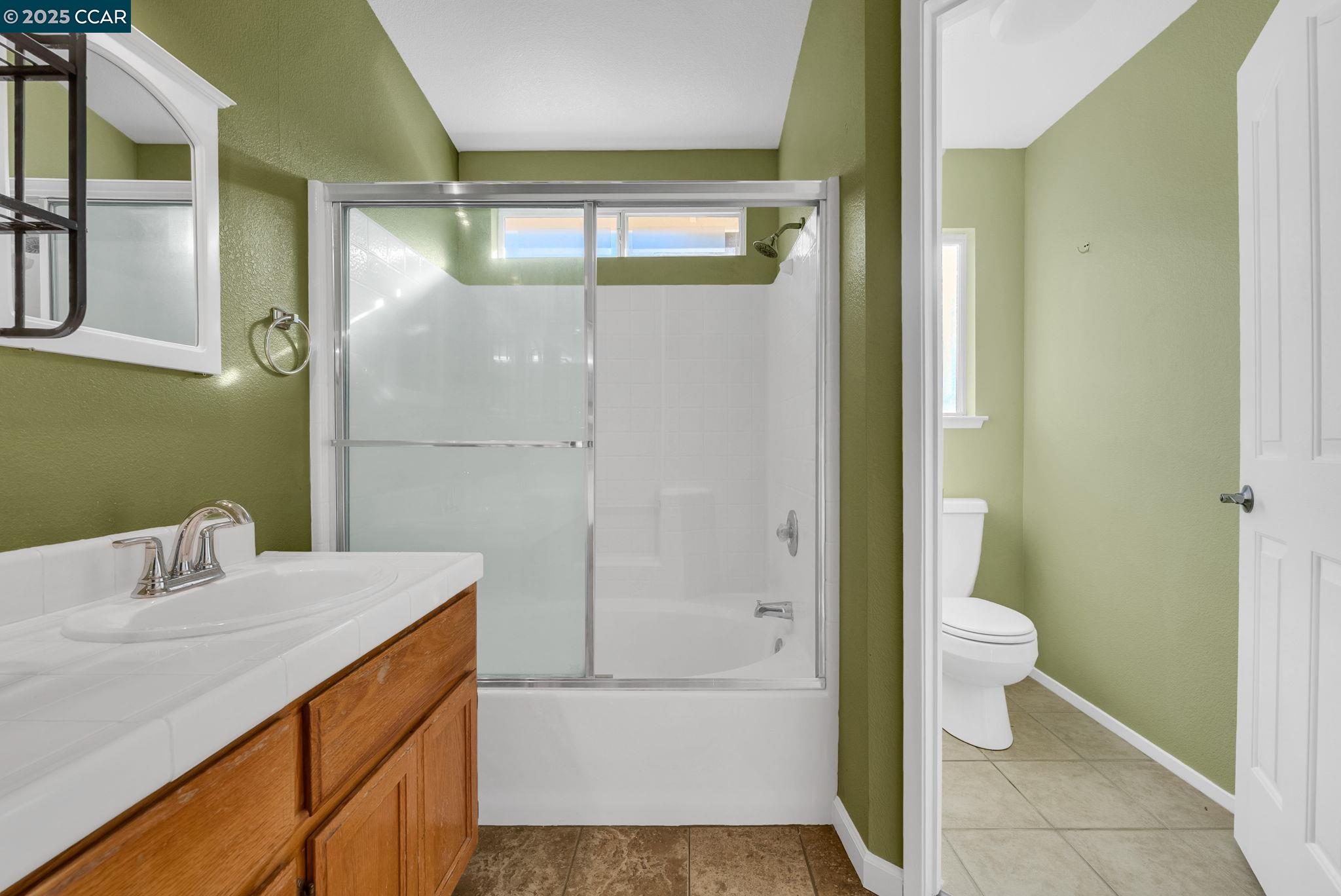 Detail Gallery Image 31 of 40 For 1971 Glarner St, Hollister,  CA 95023 - 3 Beds | 2 Baths