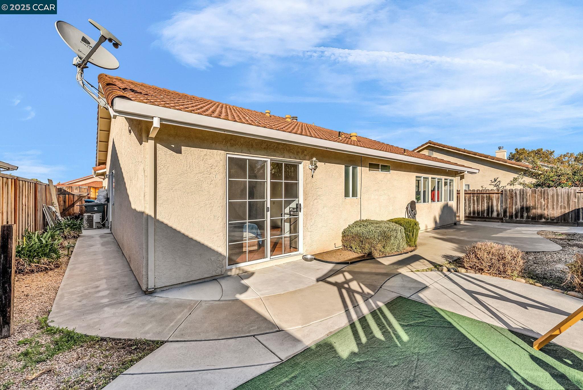 Detail Gallery Image 35 of 40 For 1971 Glarner St, Hollister,  CA 95023 - 3 Beds | 2 Baths