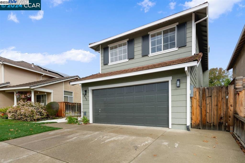 Detail Gallery Image 2 of 32 For 4433 Whitehoof Way, Antioch,  CA 94531 - 4 Beds | 2/1 Baths