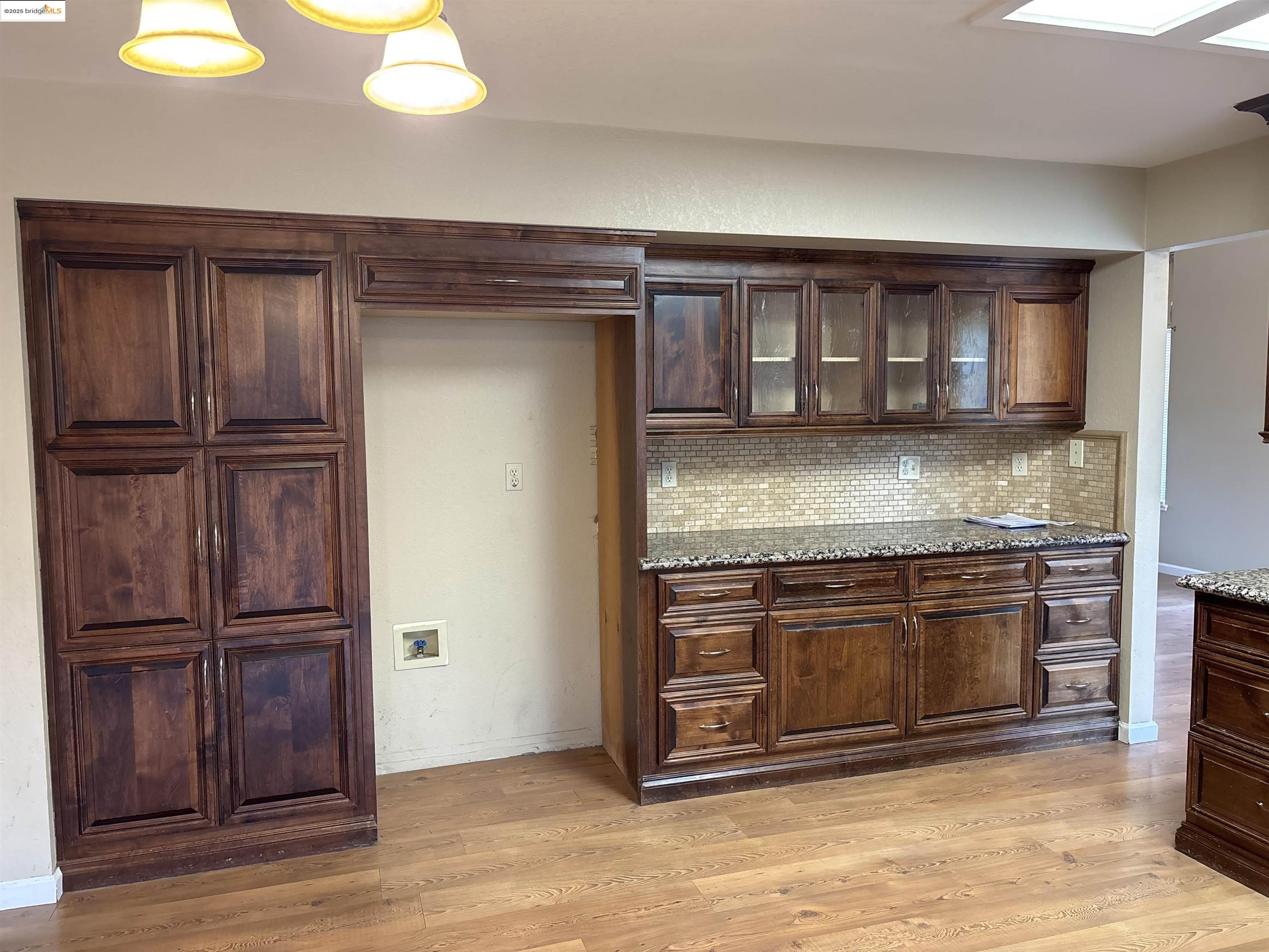 Detail Gallery Image 6 of 13 For 4612 Morningstar Ln, Salida,  CA 95368 - 3 Beds | 3 Baths