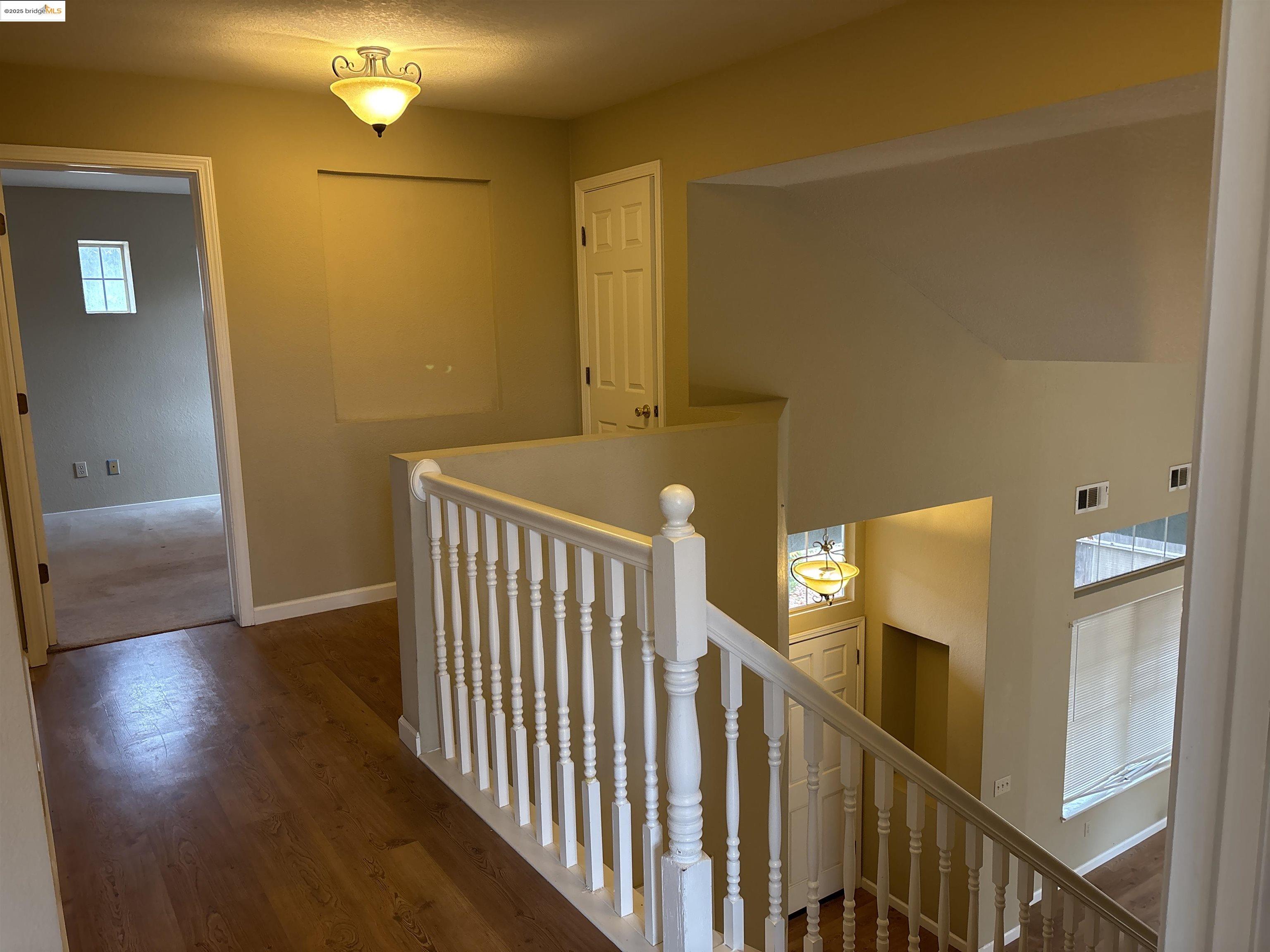 Detail Gallery Image 10 of 13 For 4612 Morningstar Ln, Salida,  CA 95368 - 3 Beds | 3 Baths