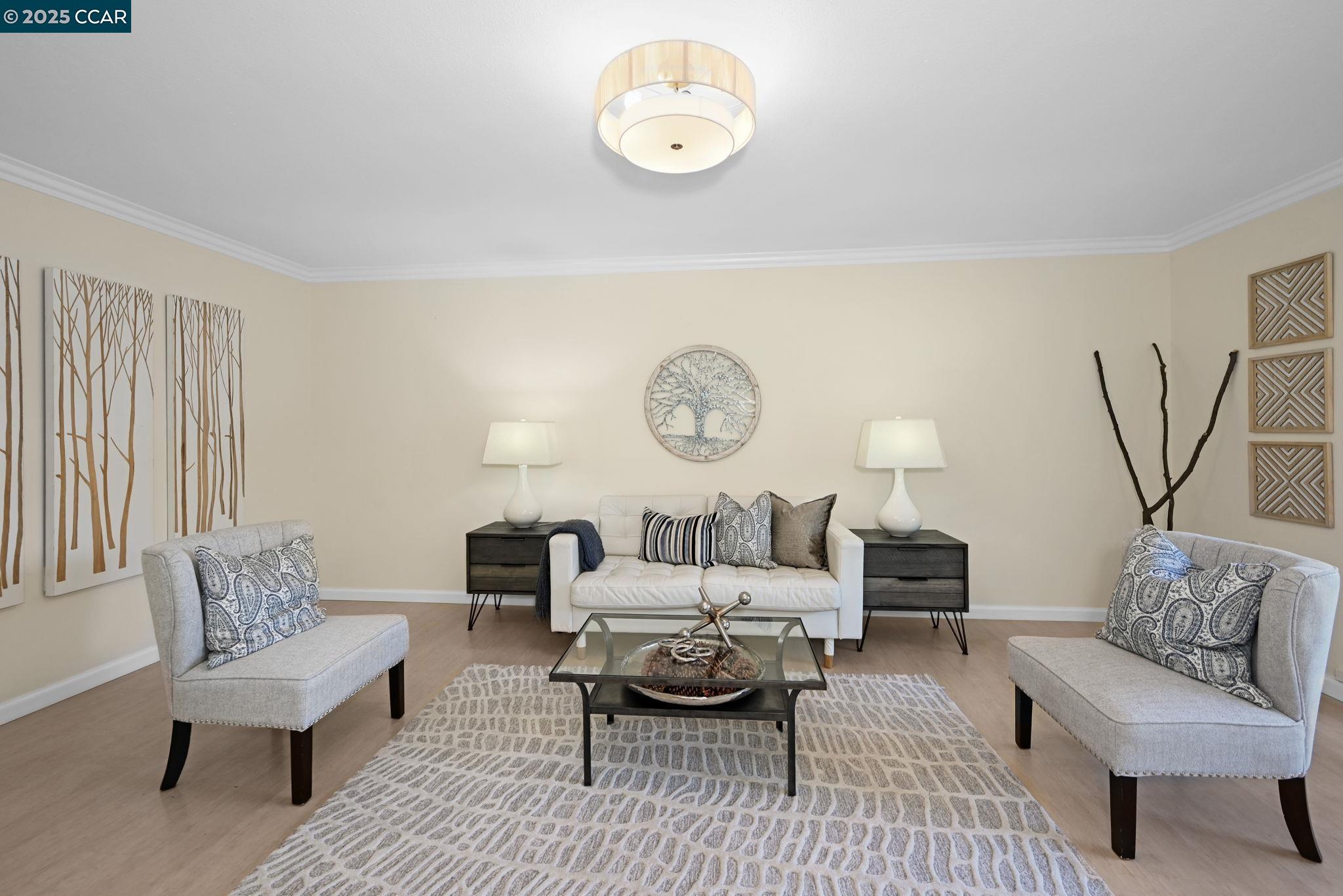 Photo #4: 41116782 Listing: Photo #4