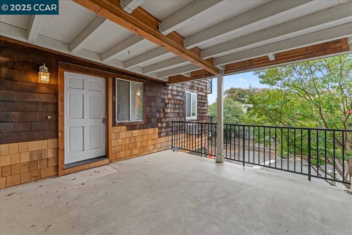 Photo #2: 41116786 Listing: Photo #2