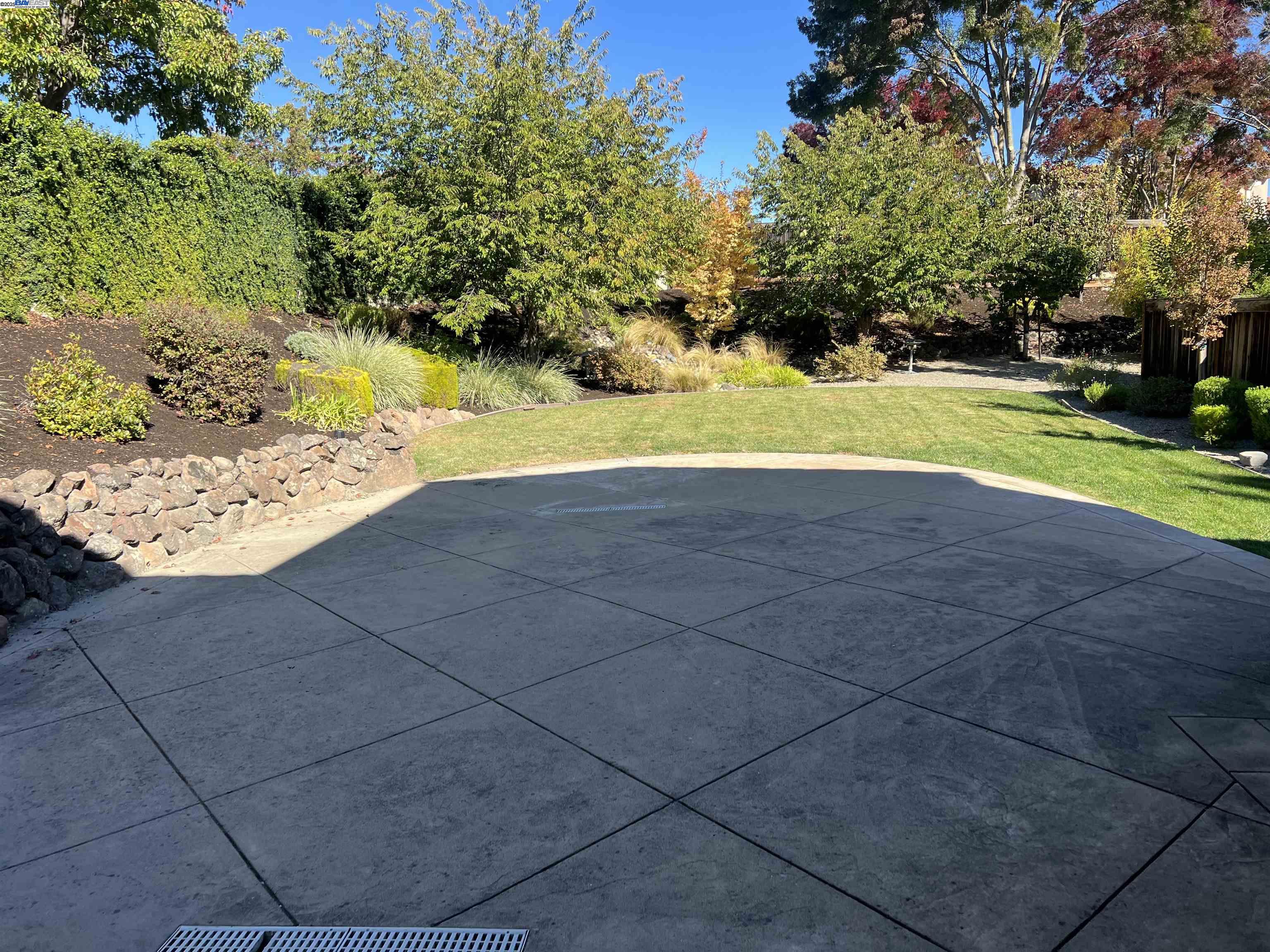 Detail Gallery Image 15 of 16 For 172 Maidenhair Ct, San Ramon,  CA 94582 - 3 Beds | 2/1 Baths