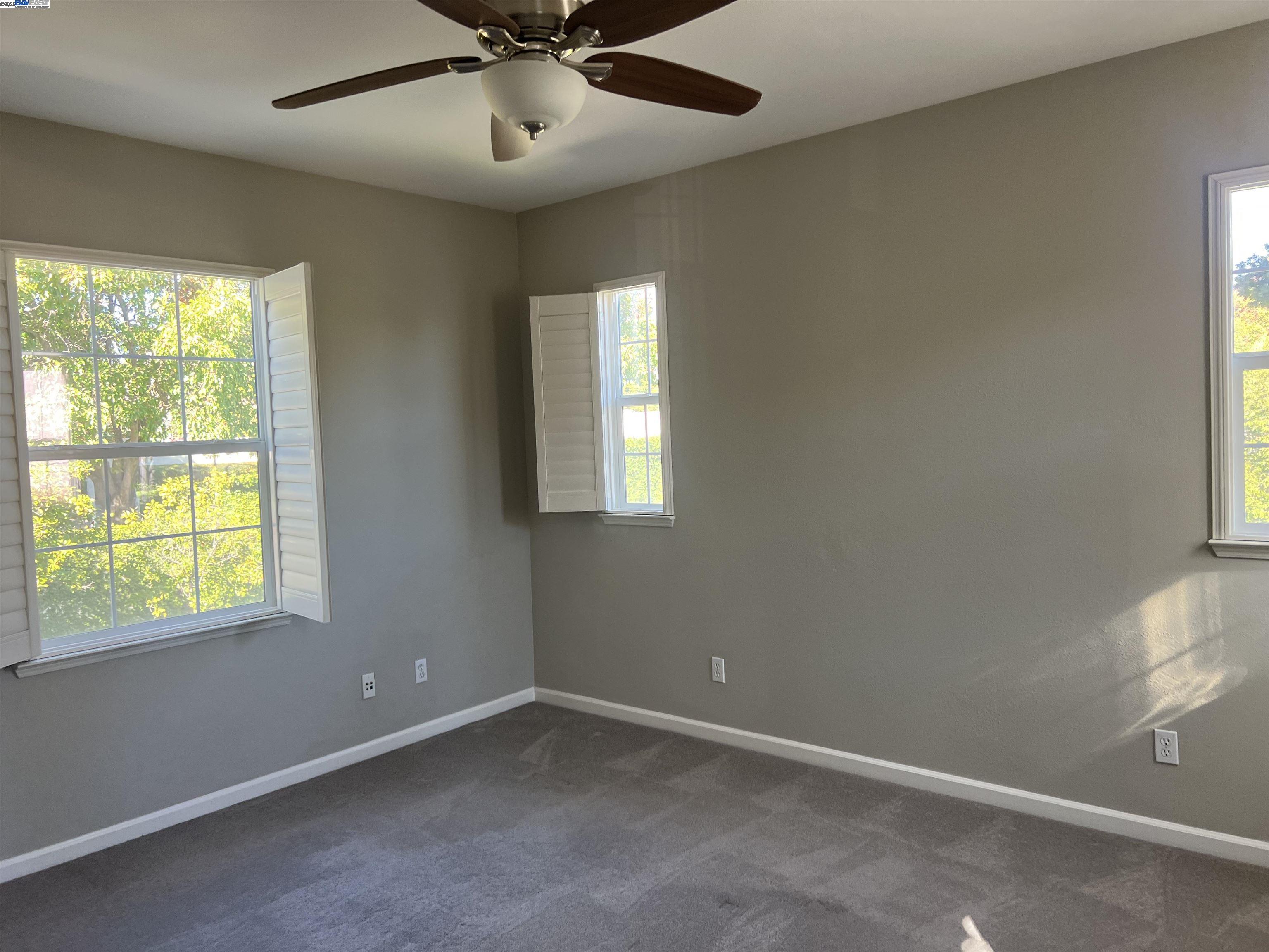 Detail Gallery Image 9 of 16 For 172 Maidenhair Ct, San Ramon,  CA 94582 - 3 Beds | 2/1 Baths
