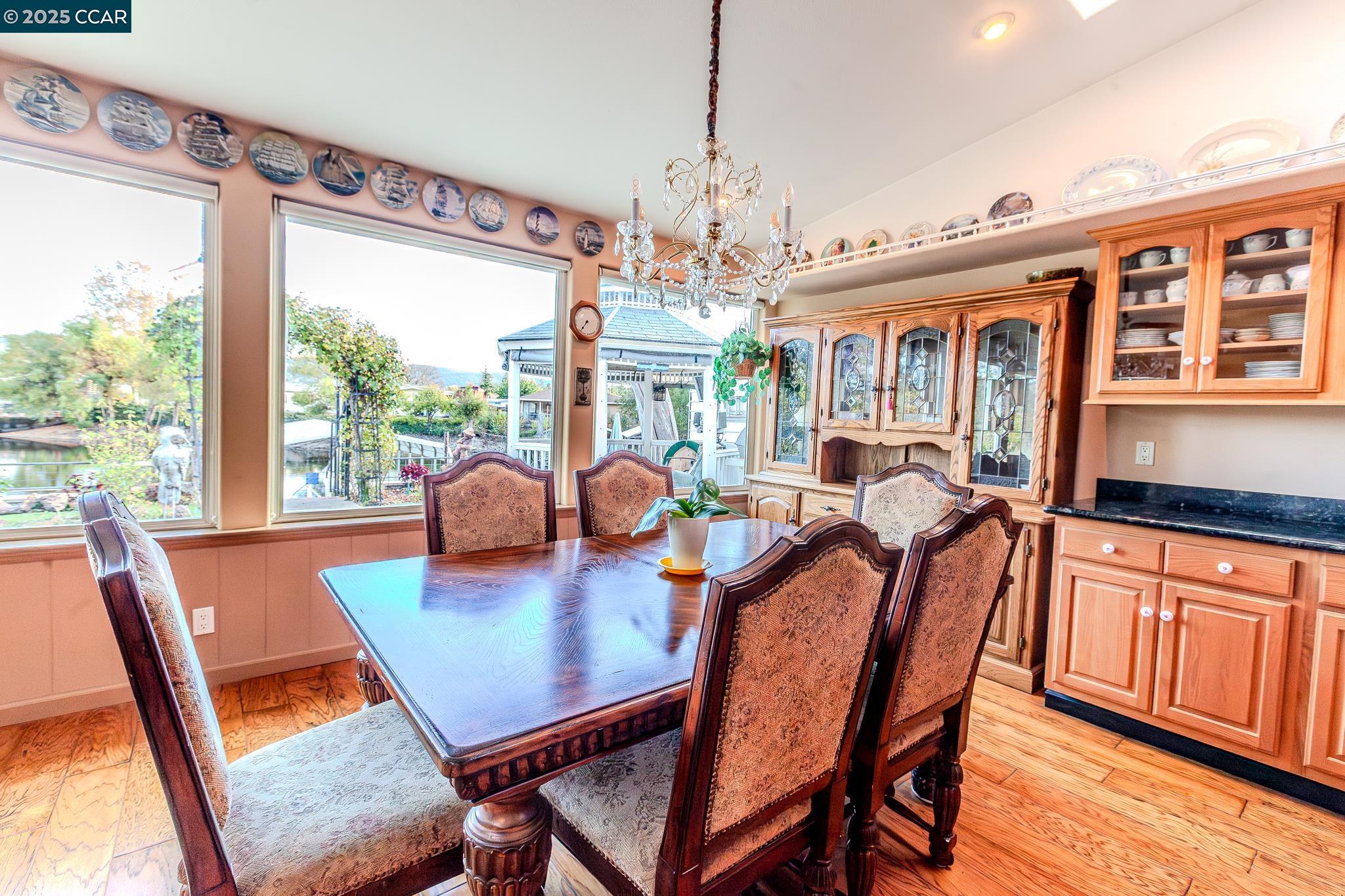 Detail Gallery Image 13 of 60 For 12753 Shoreview, Clearlake Oaks,  CA 95423 - 3 Beds | 2 Baths