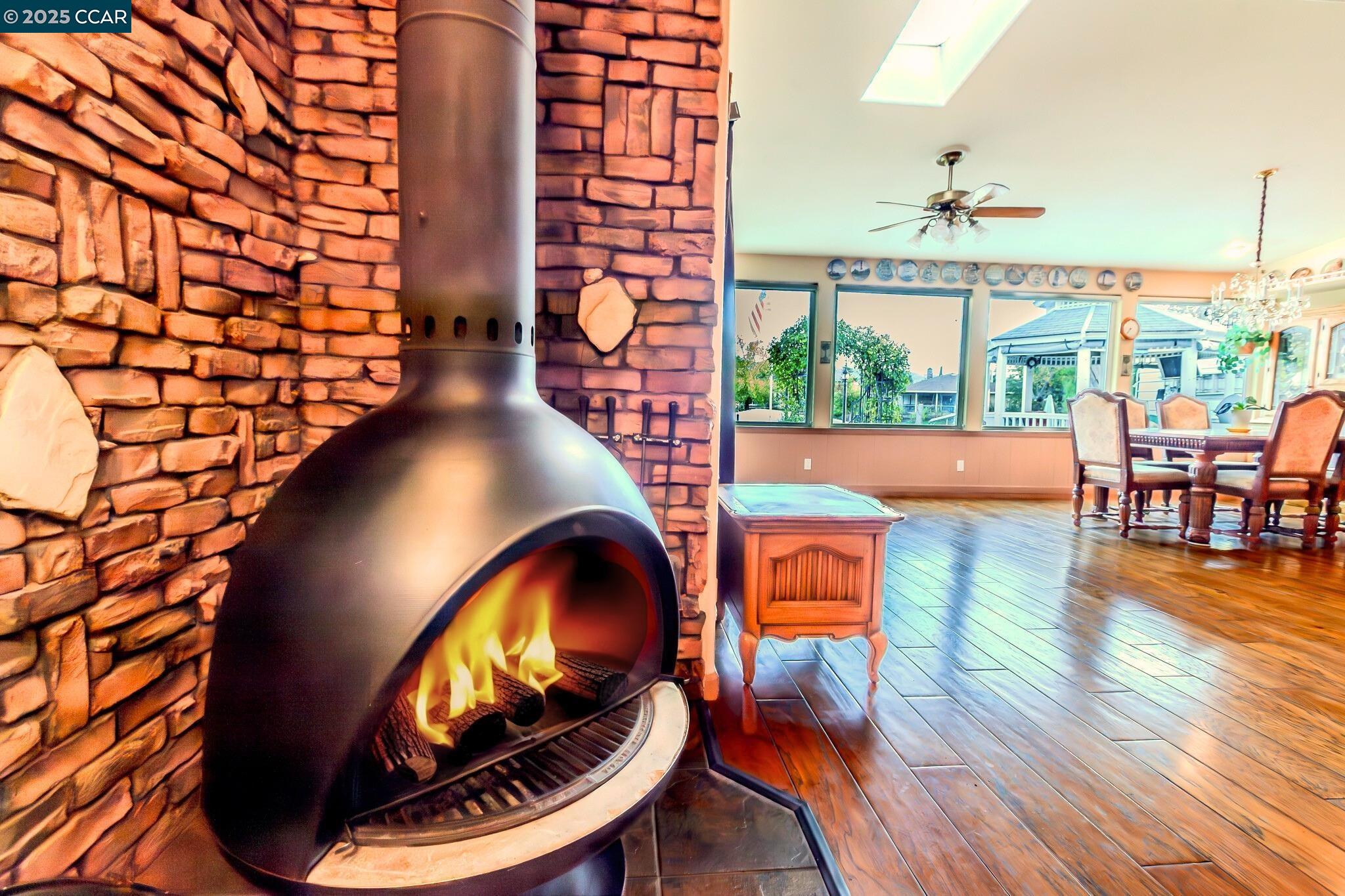 Detail Gallery Image 8 of 60 For 12753 Shoreview, Clearlake Oaks,  CA 95423 - 3 Beds | 2 Baths