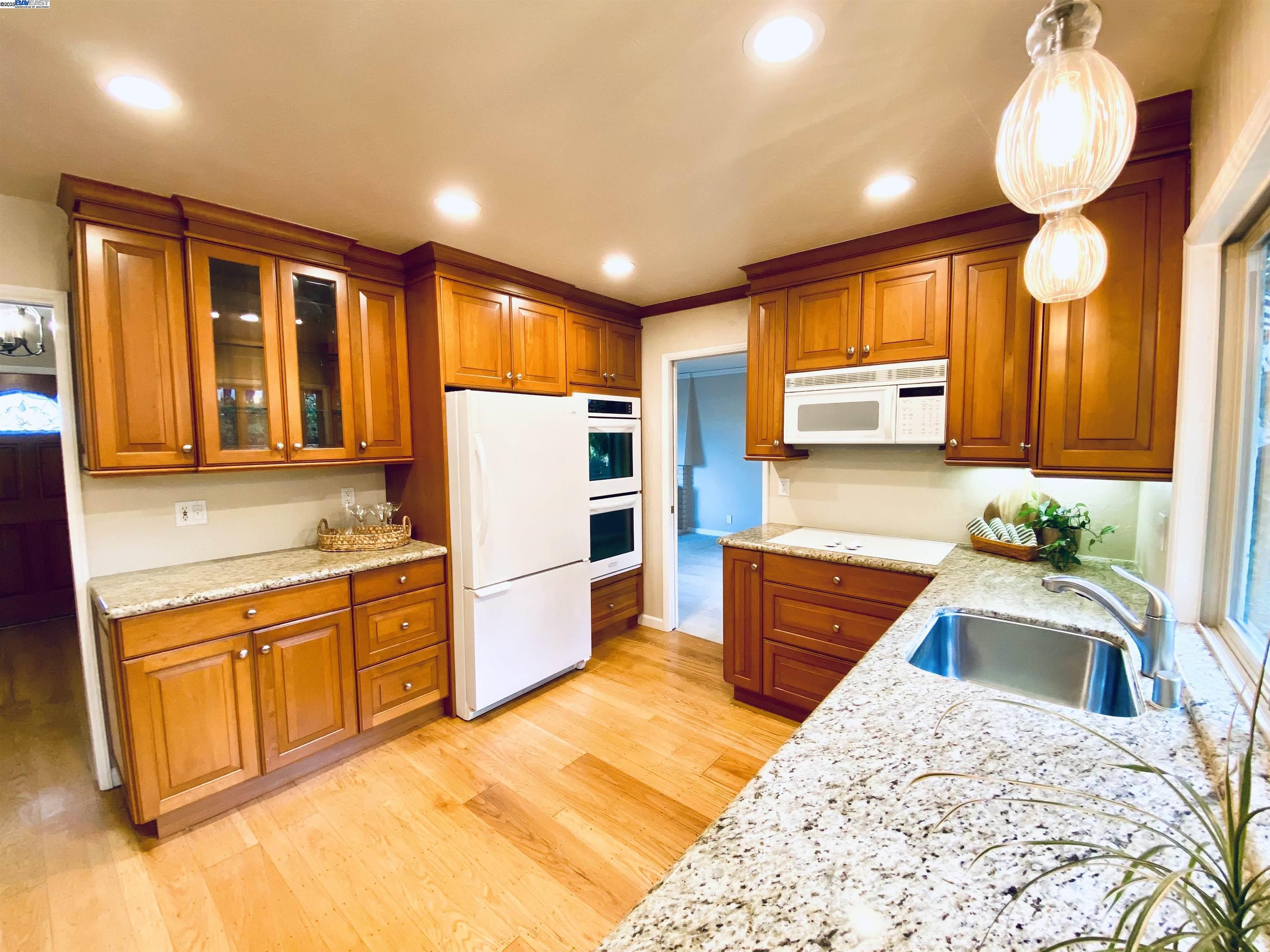 Detail Gallery Image 12 of 35 For 94 Dos Rios Pl, San Ramon,  CA 94583 - 4 Beds | 3 Baths