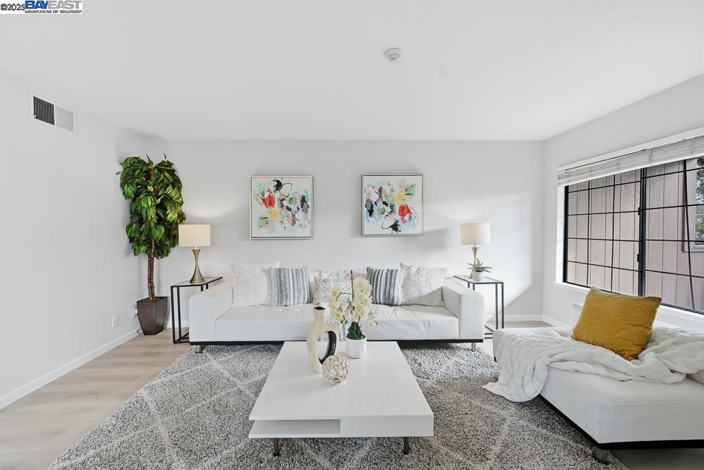 Detail Gallery Image 2 of 42 For 2672 Great Arbor Way #46,  Union City,  CA 94587 - 2 Beds | 1 Baths