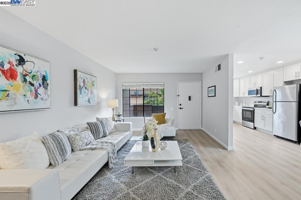 Detail Gallery Image 31 of 42 For 2672 Great Arbor Way #46,  Union City,  CA 94587 - 2 Beds | 1 Baths