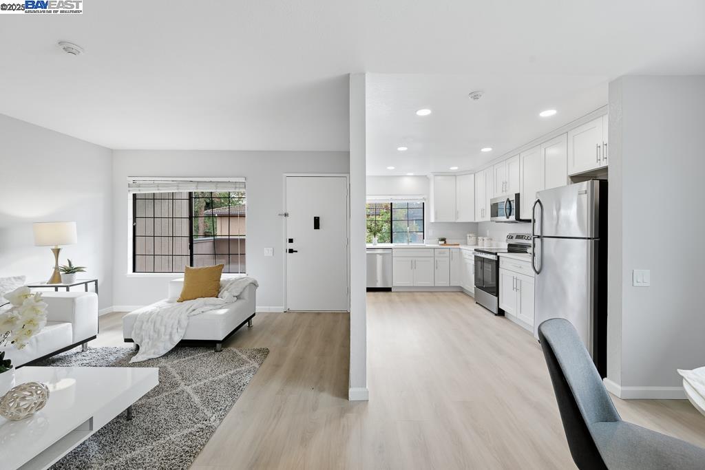 Detail Gallery Image 32 of 42 For 2672 Great Arbor Way #46,  Union City,  CA 94587 - 2 Beds | 1 Baths