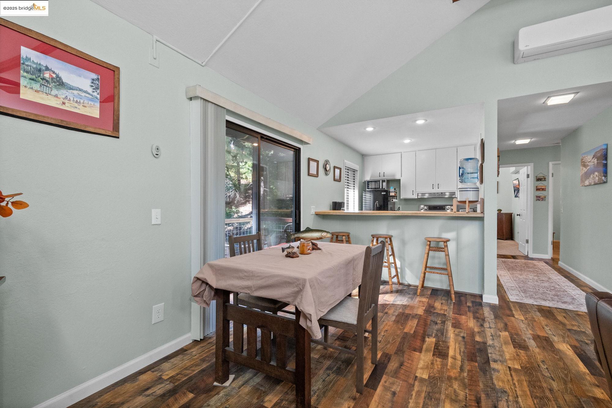 Detail Gallery Image 7 of 52 For 26389 Siskiyou Dr., Long Barn,  CA 95335 - 3 Beds | 2 Baths