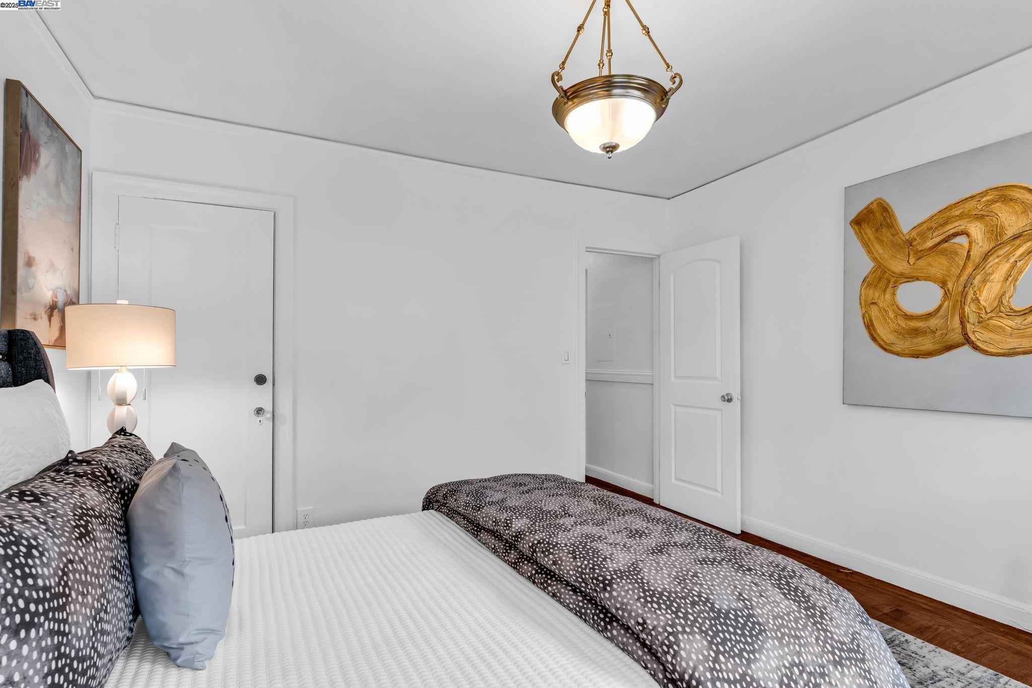 Detail Gallery Image 17 of 26 For 1128 Delaware St, Berkeley,  CA 94702-2332 - 2 Beds | 1 Baths