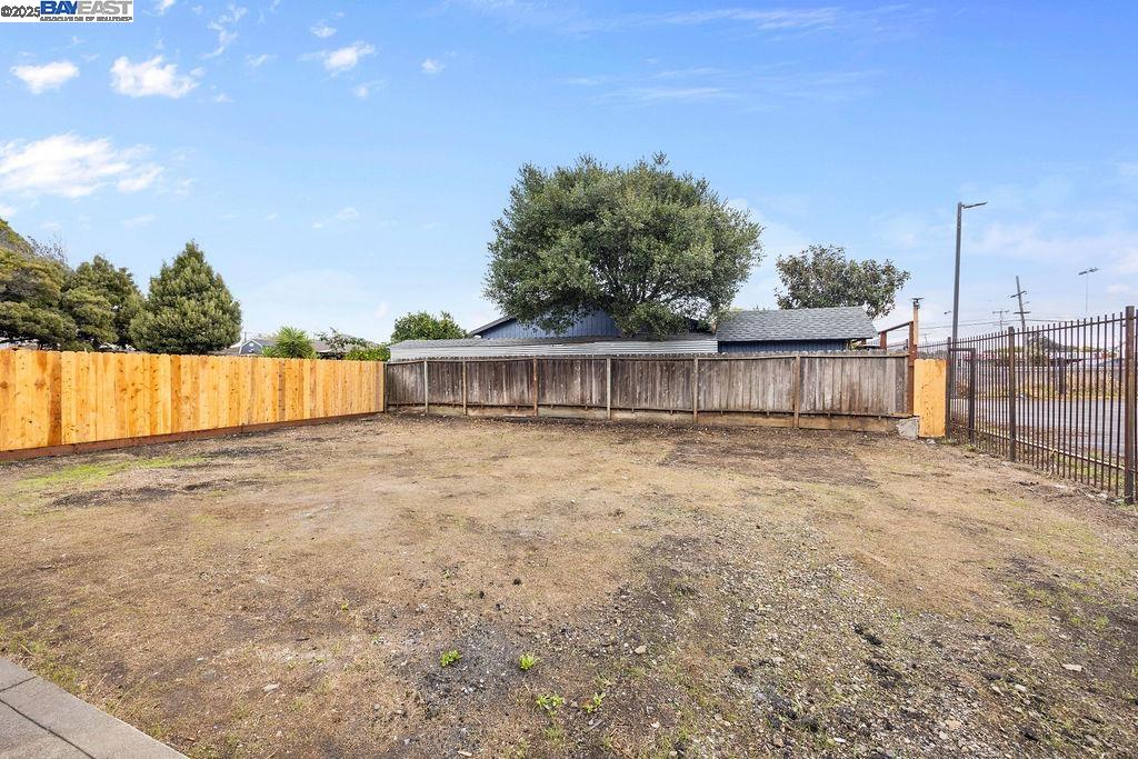 Detail Gallery Image 46 of 49 For 1520 4th St, Richmond,  CA 94801 - – Beds | – Baths