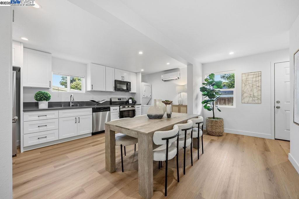 Detail Gallery Image 9 of 49 For 1520 4th St, Richmond,  CA 94801 - – Beds | – Baths