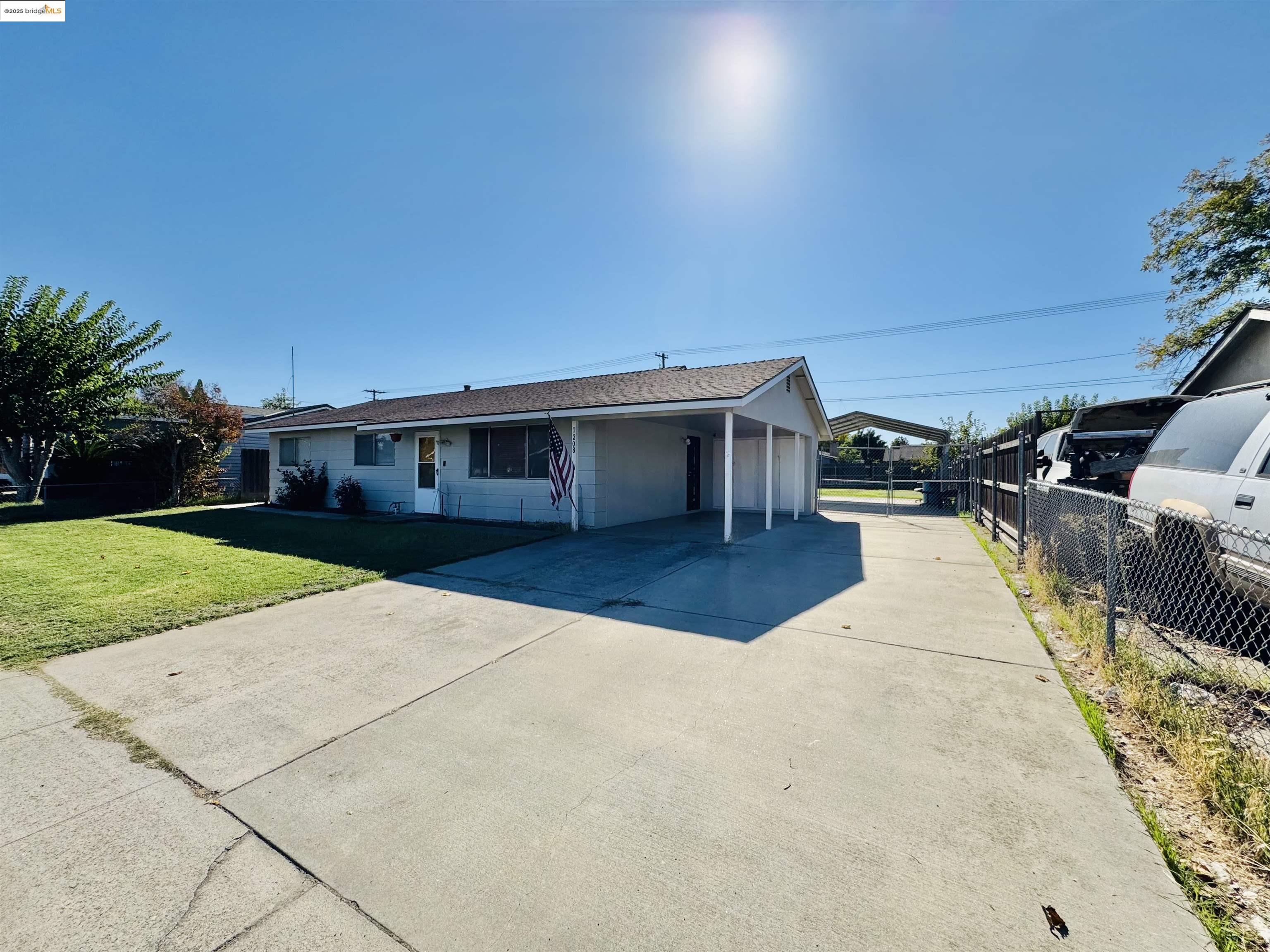 Detail Gallery Image 16 of 16 For 1208 Latimer Ave, Modesto,  CA 95351 - 3 Beds | 1 Baths