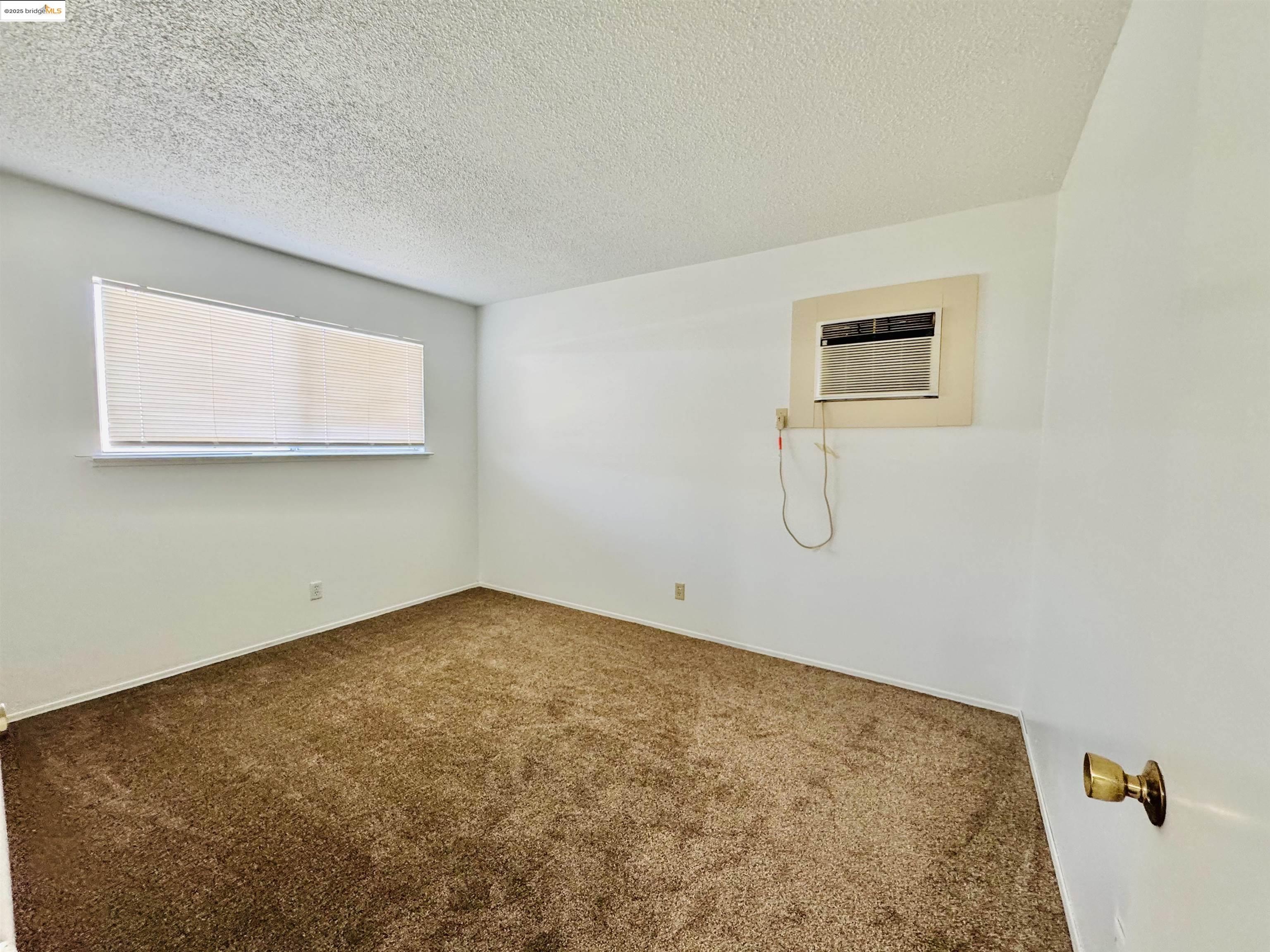 Detail Gallery Image 7 of 16 For 1208 Latimer Ave, Modesto,  CA 95351 - 3 Beds | 1 Baths