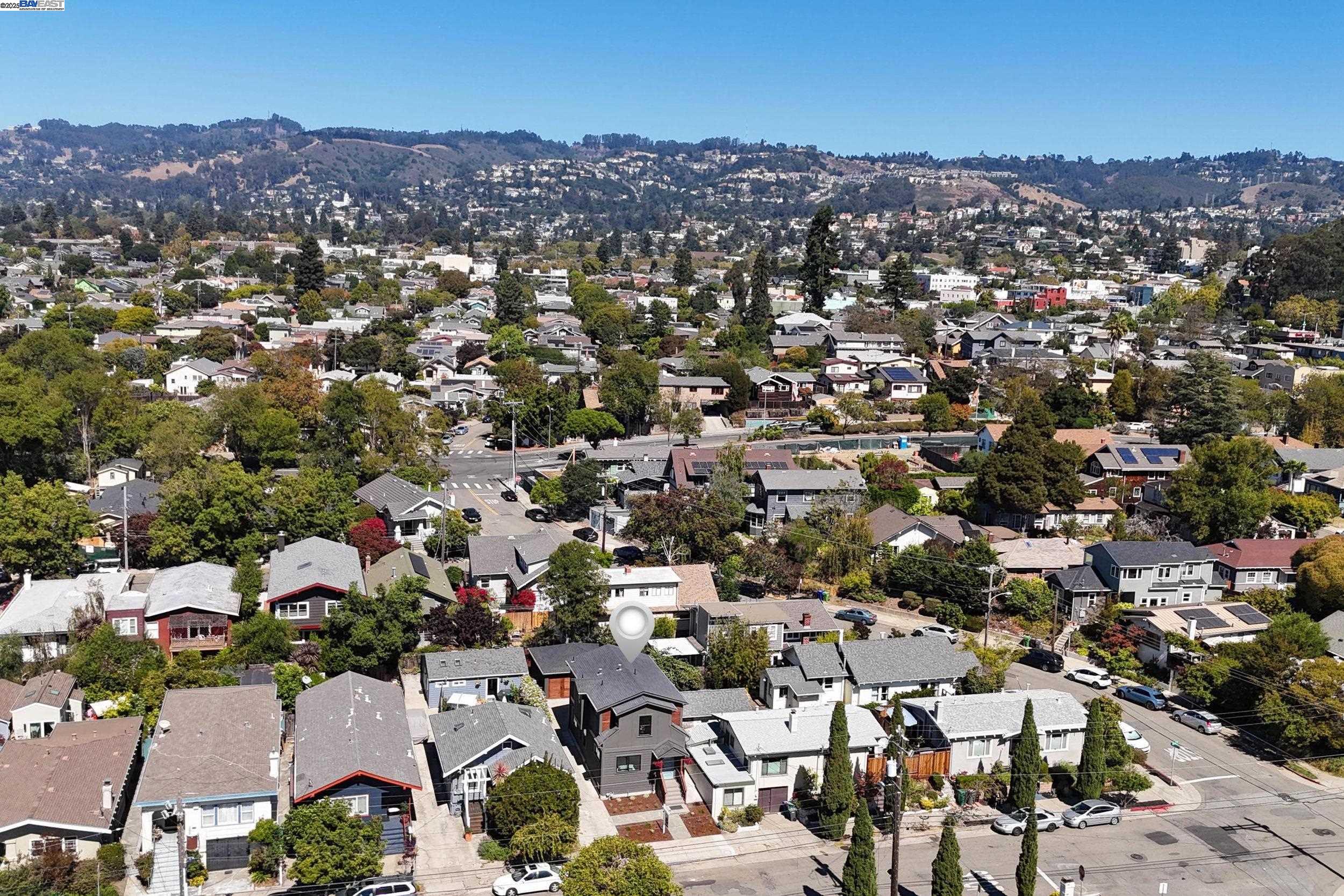 Detail Gallery Image 36 of 39 For 354 49th, Oakland,  CA 94609 - 3 Beds | 2 Baths