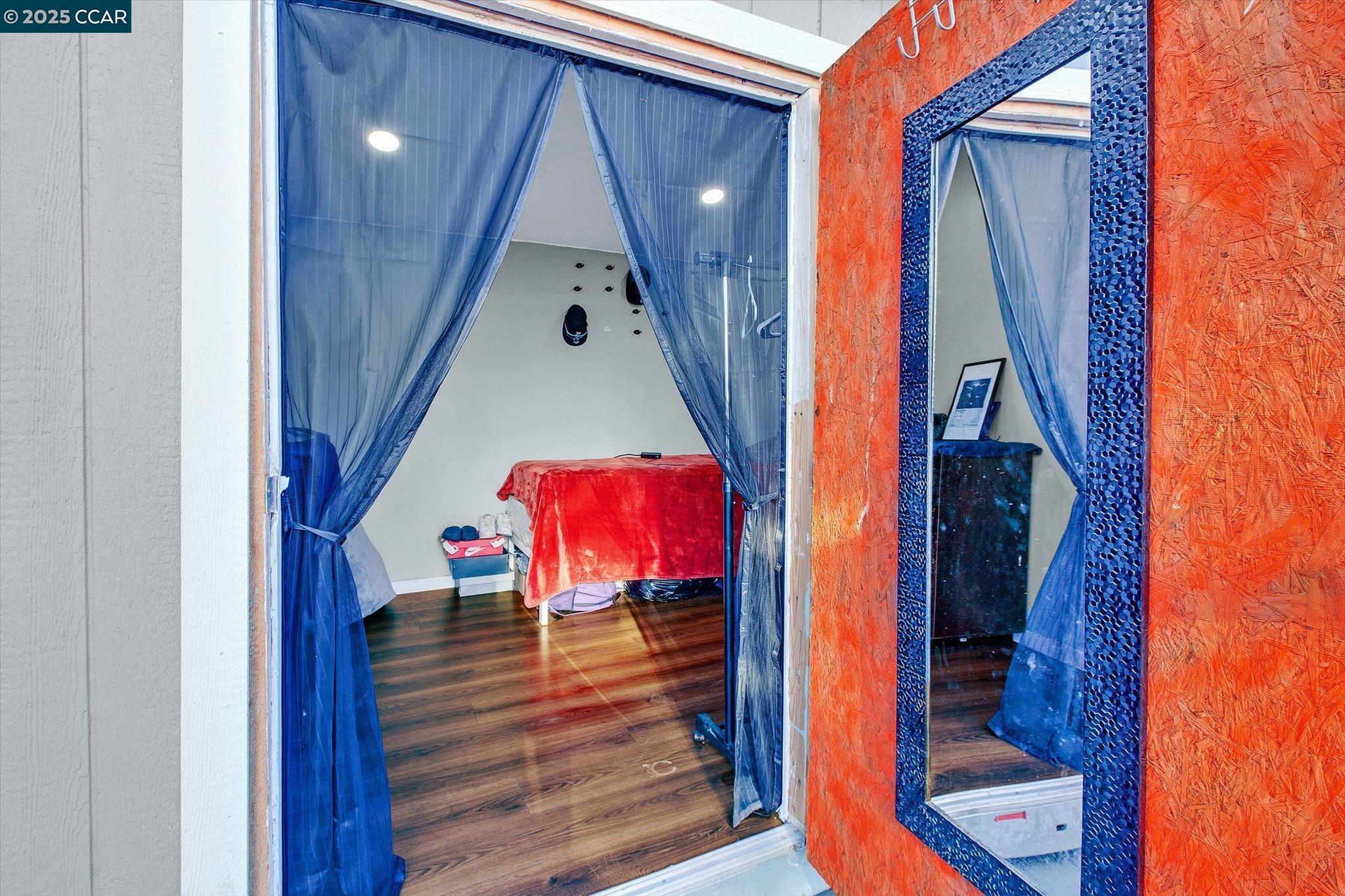 Detail Gallery Image 46 of 53 For 2027 83rd Ave, Oakland,  CA 94621 - 5 Beds | 4/1 Baths