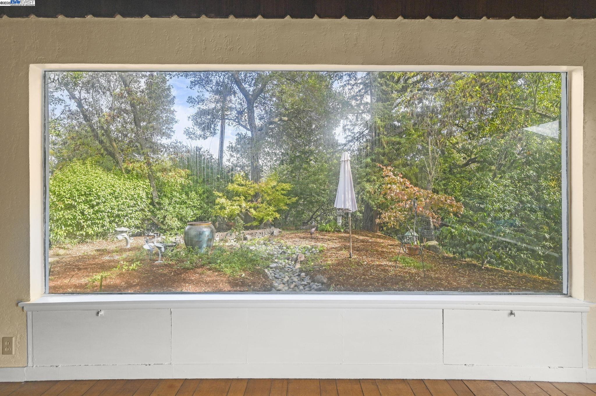 Detail Gallery Image 13 of 38 For 799 Moraga Rd, Lafayette,  CA 94549 - 3 Beds | 2 Baths