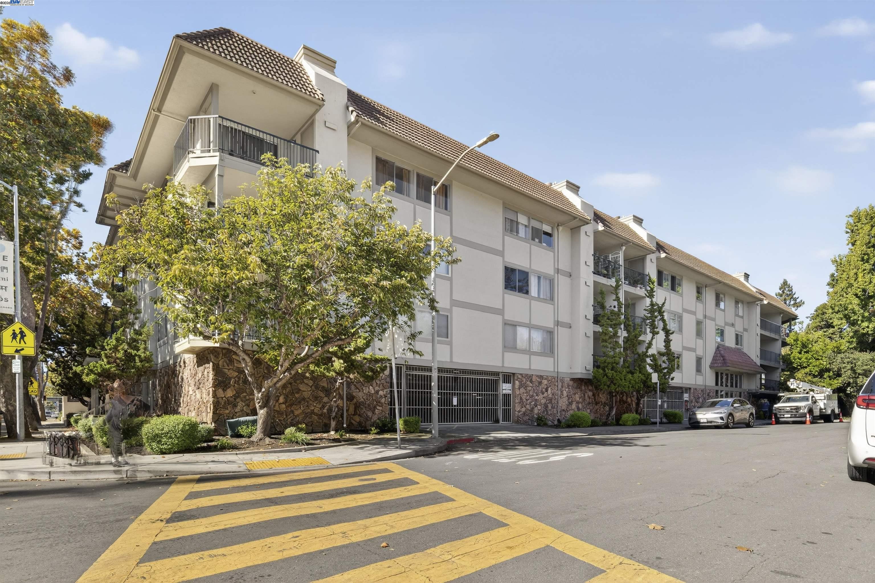San Leandro  CA Condos For Sale