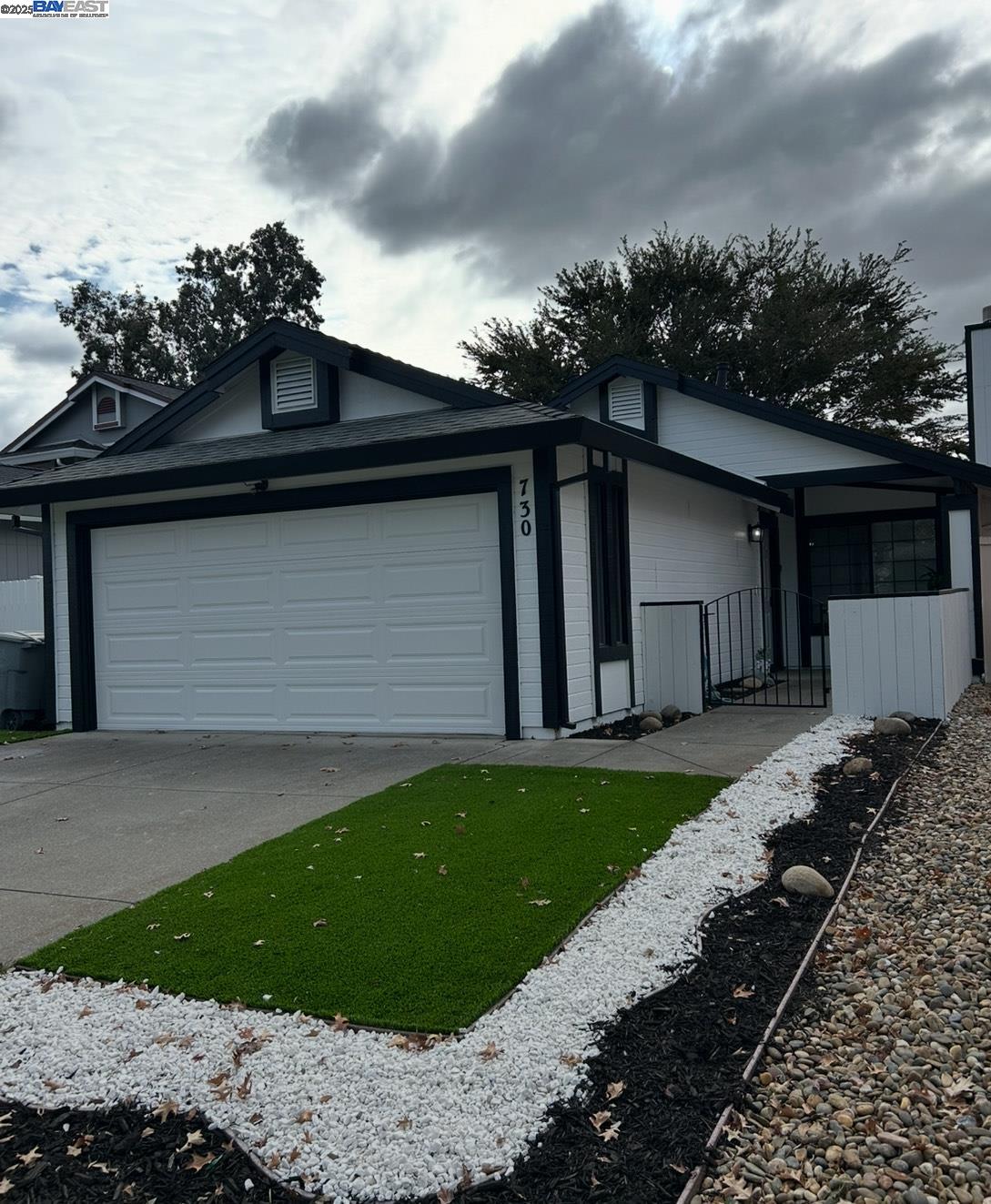 Front Image Thumbnail for BE41116829