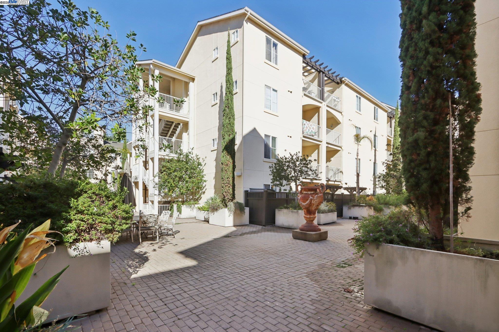 Detail Gallery Image 31 of 40 For 2255 Showers Dr #111,  Mountain View,  CA 94040 - 1 Beds | 1 Baths