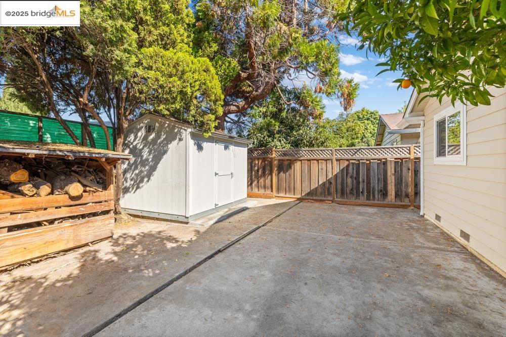 Detail Gallery Image 23 of 35 For 2075 Lakewood Dr, San Jose,  CA 95132-1024 - 3 Beds | 2 Baths