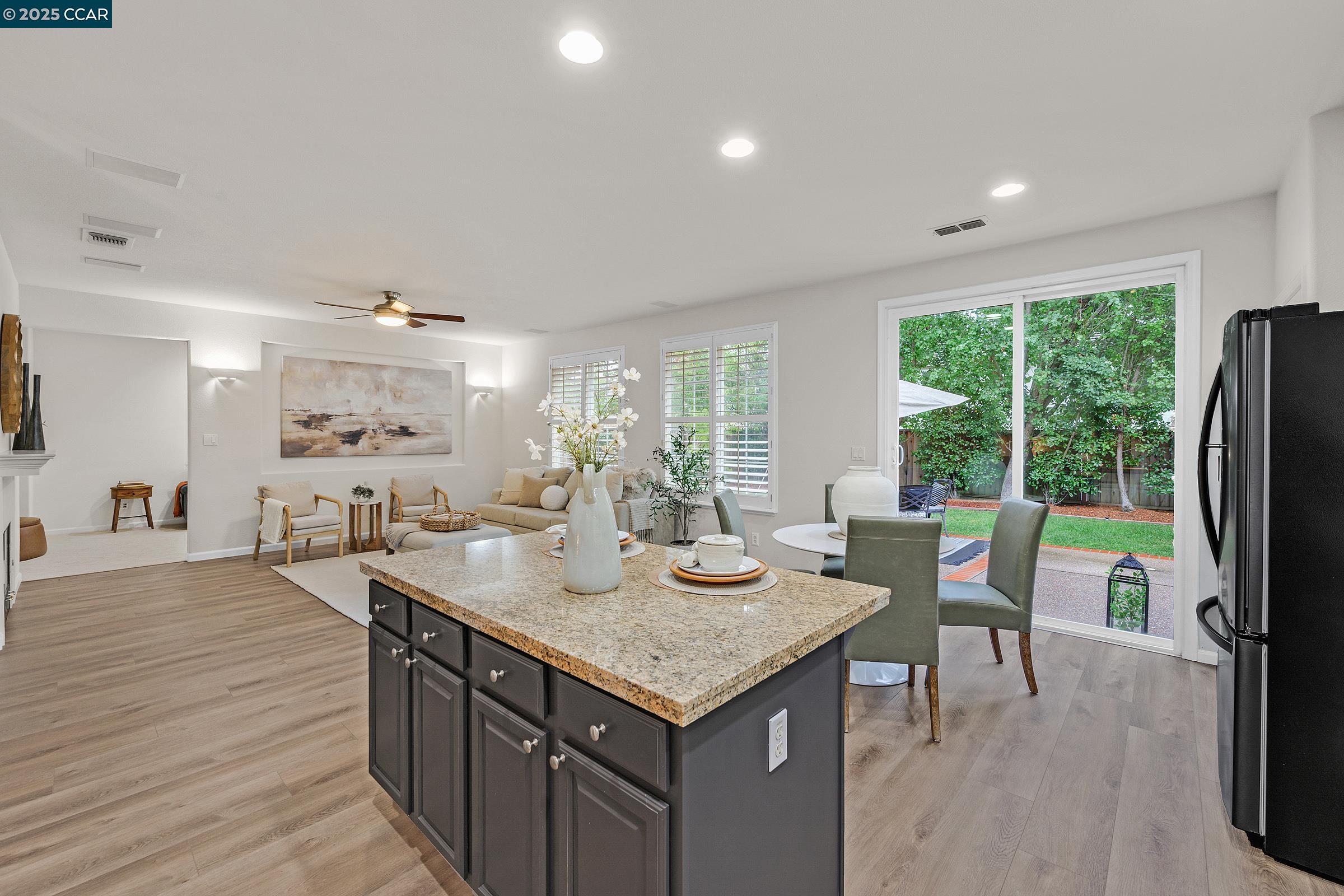 Detail Gallery Image 12 of 44 For 59 Marigold Ct, Danville,  CA 94506 - 5 Beds | 2/1 Baths