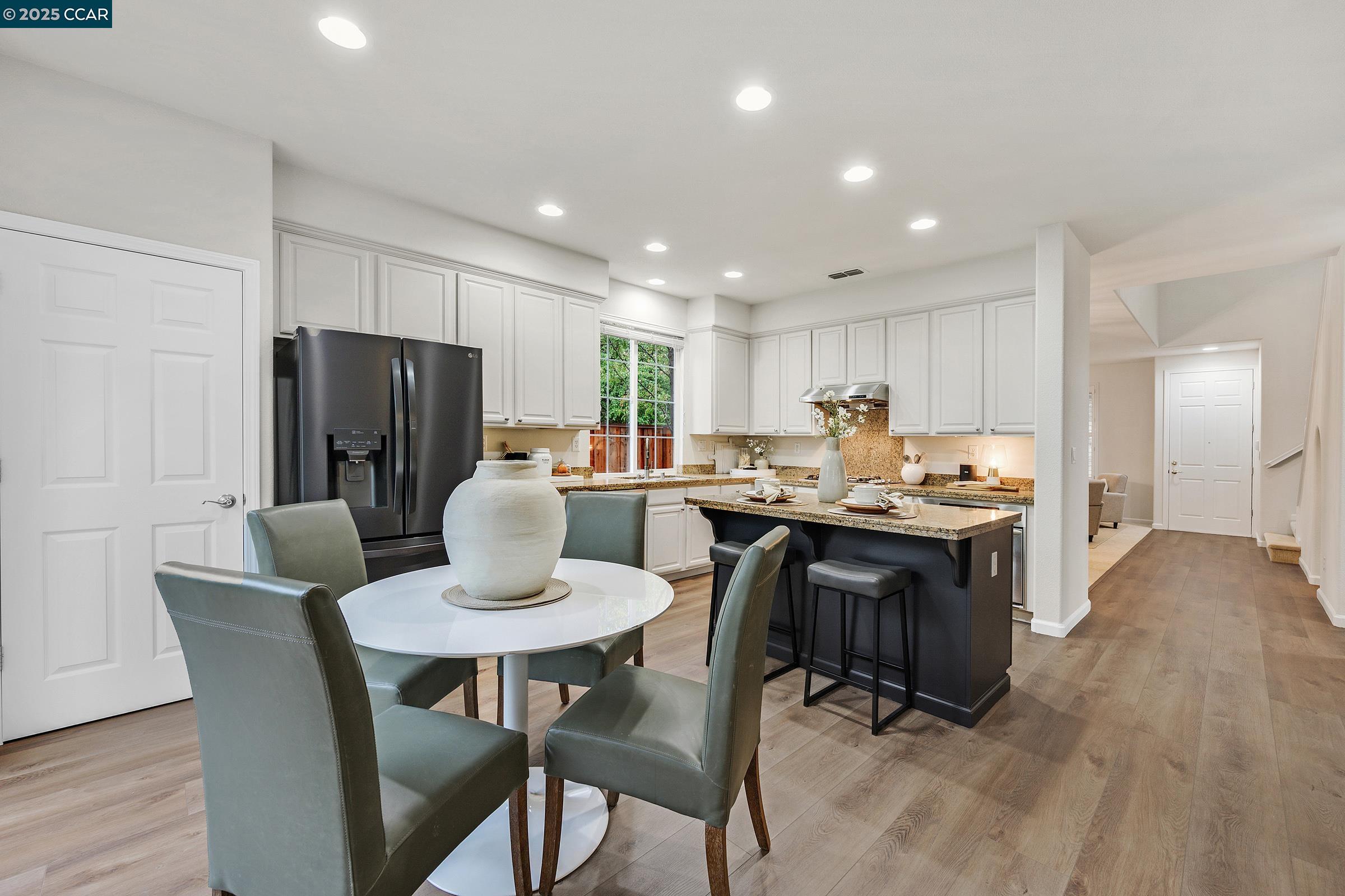 Detail Gallery Image 13 of 44 For 59 Marigold Ct, Danville,  CA 94506 - 5 Beds | 2/1 Baths