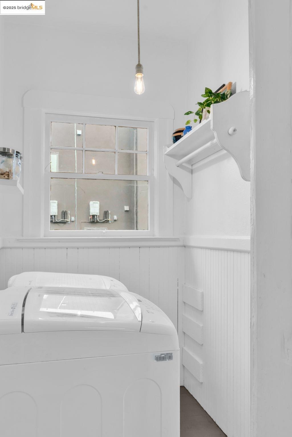 Detail Gallery Image 23 of 47 For 1034 E 21st St, Oakland,  CA 94606 - 2 Beds | 2 Baths