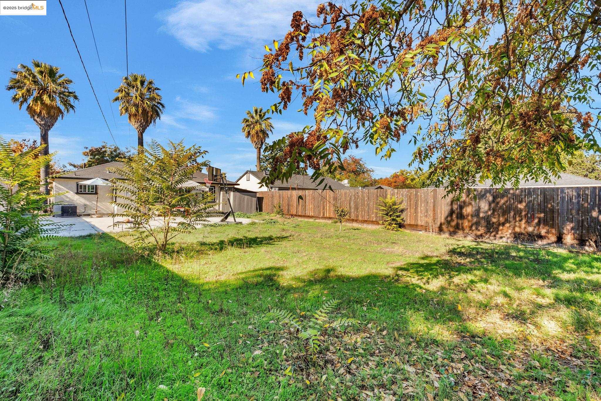 Detail Gallery Image 26 of 27 For 2020 S American St., Stockton,  CA 95206 - 2 Beds | 1 Baths