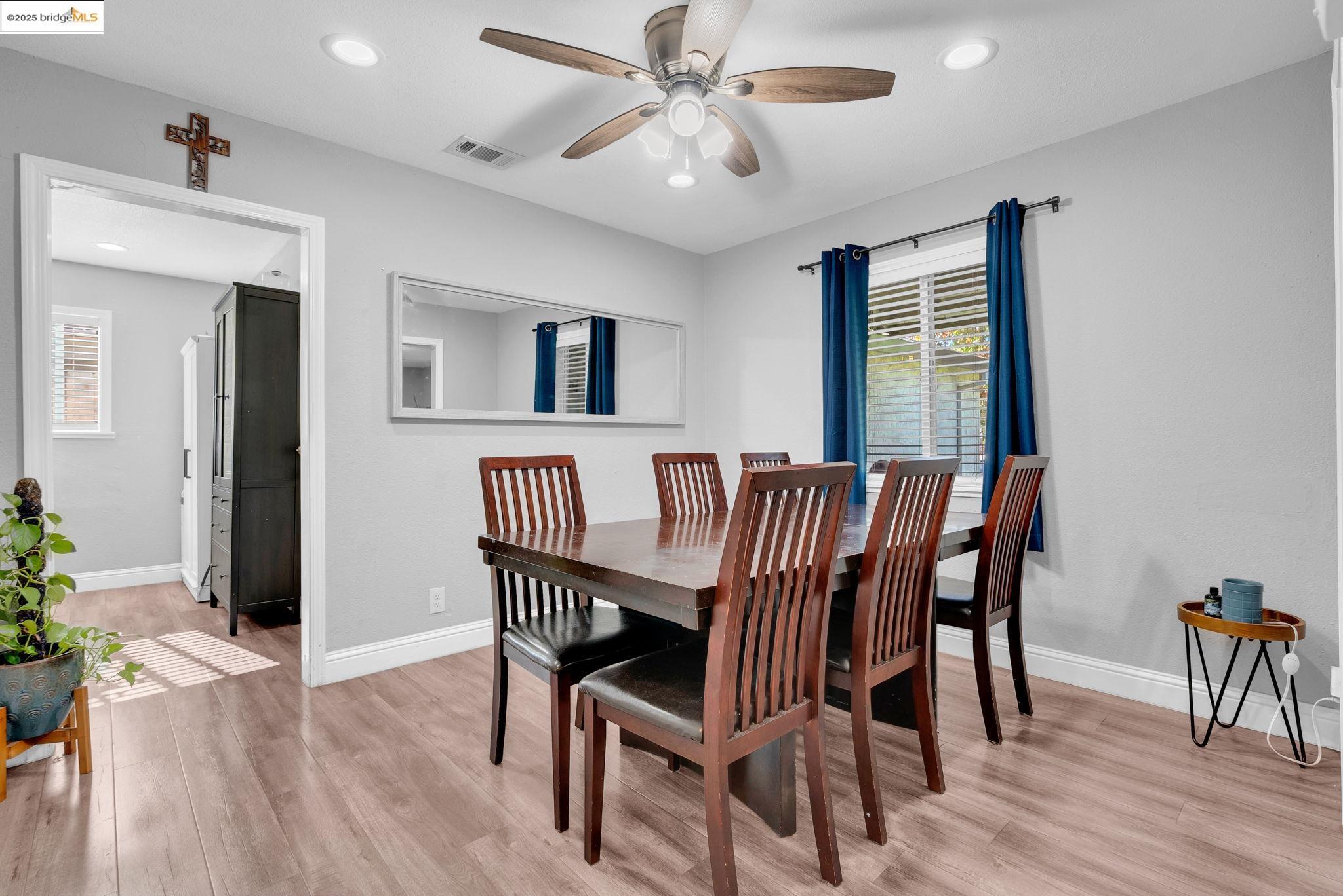 Detail Gallery Image 9 of 27 For 2020 S American St., Stockton,  CA 95206 - 2 Beds | 1 Baths