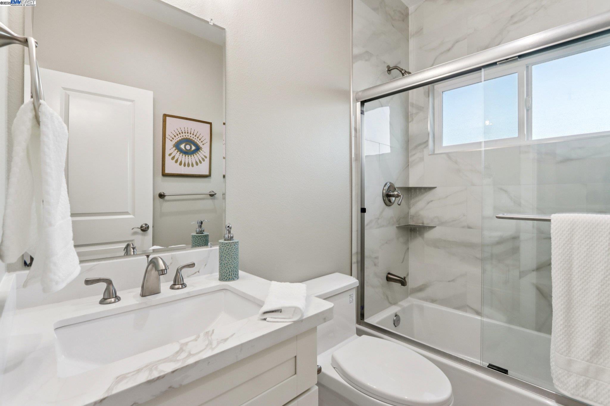 Detail Gallery Image 34 of 49 For 265 Berry Avenue, Hayward,  CA 94544 - 6 Beds | 4/2 Baths