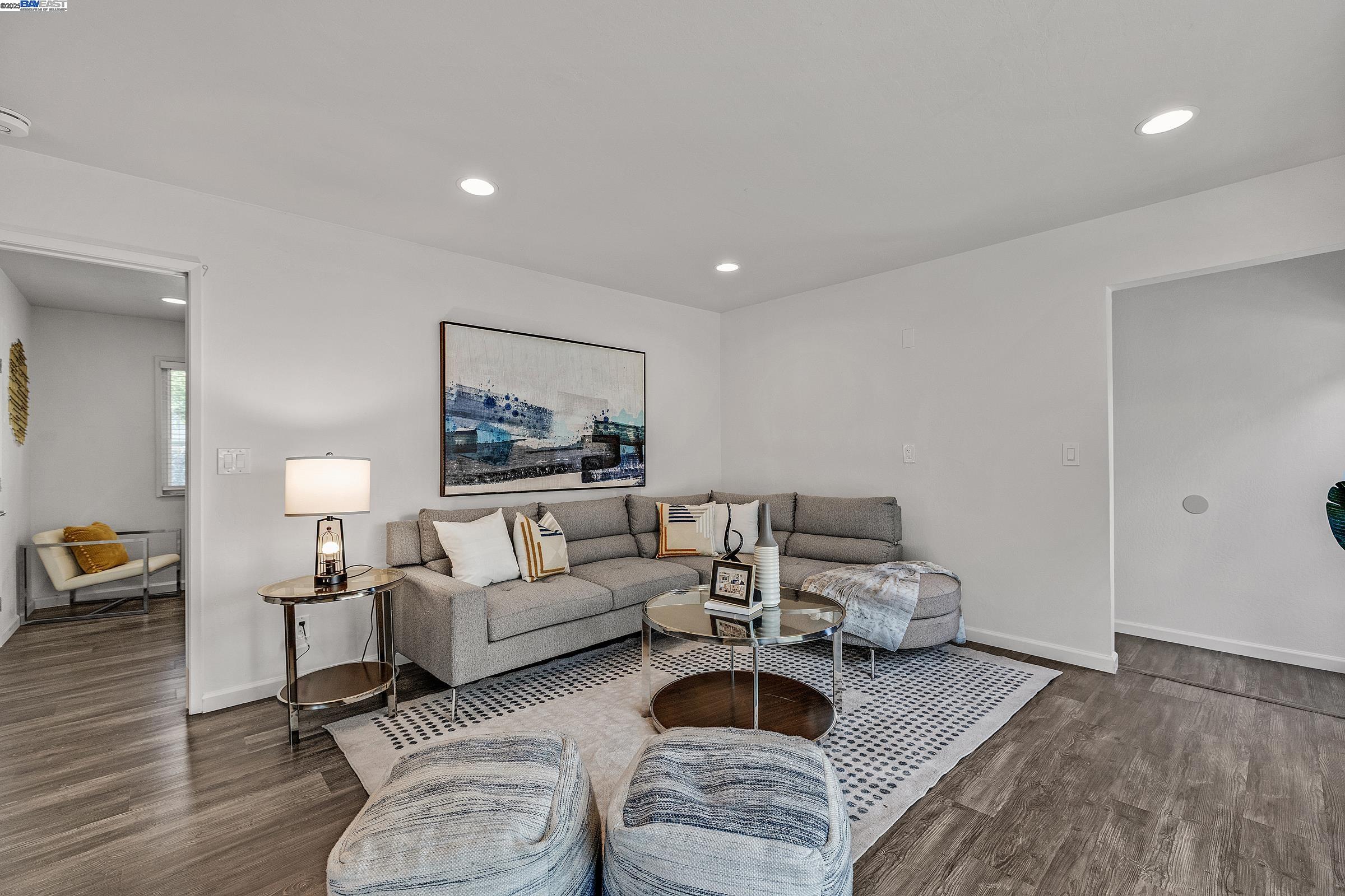 Detail Gallery Image 16 of 39 For 5522 Corte Del Cajon, Pleasanton,  CA 94566 - 6 Beds | 4 Baths