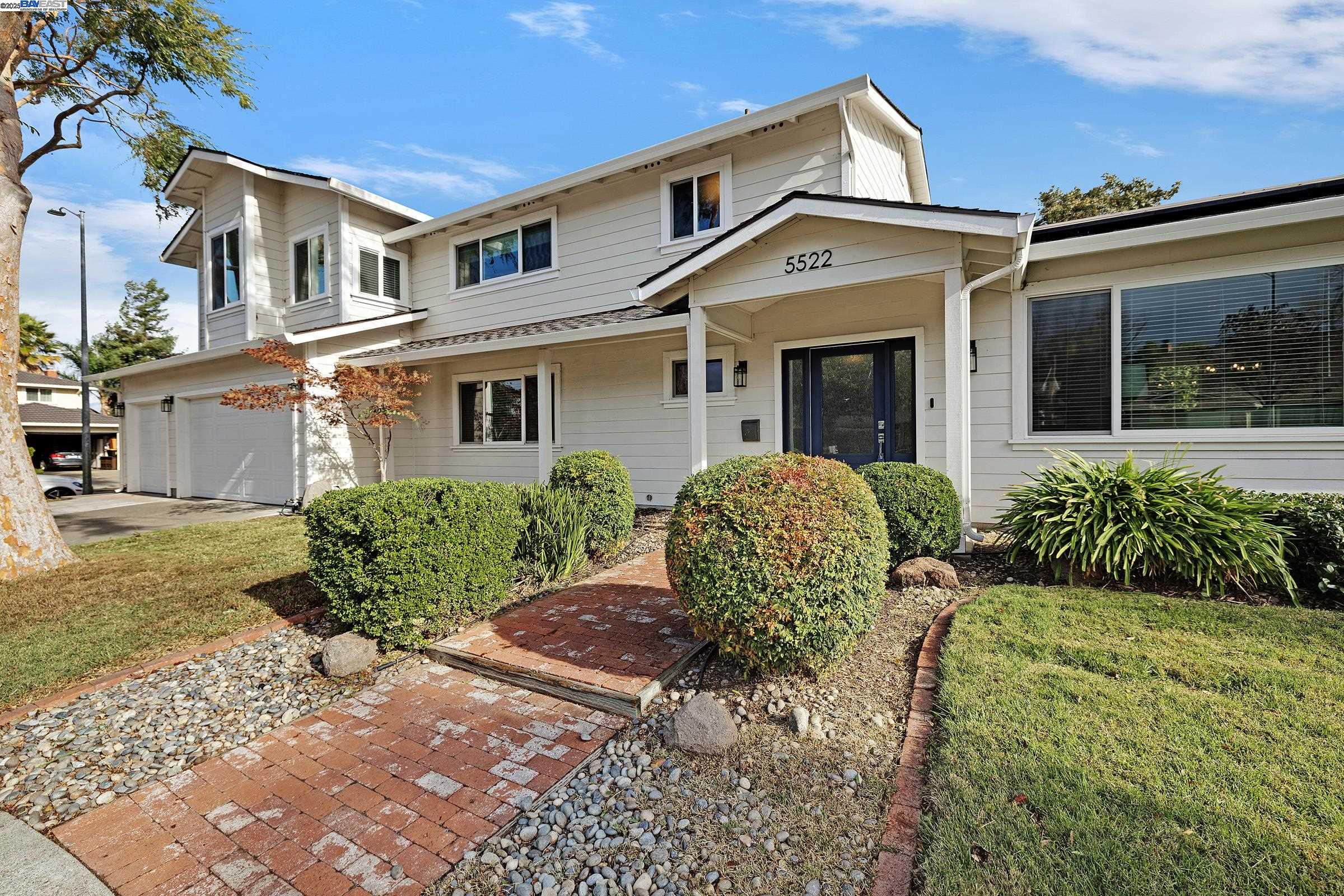 Detail Gallery Image 3 of 39 For 5522 Corte Del Cajon, Pleasanton,  CA 94566 - 6 Beds | 4 Baths