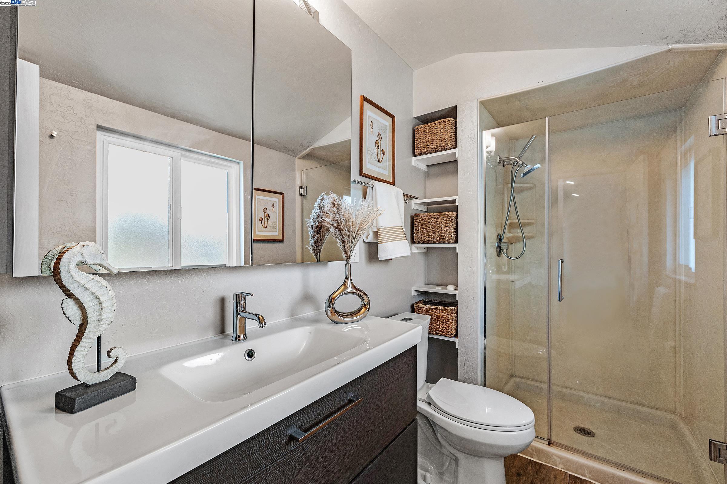 Detail Gallery Image 29 of 39 For 5522 Corte Del Cajon, Pleasanton,  CA 94566 - 6 Beds | 4 Baths