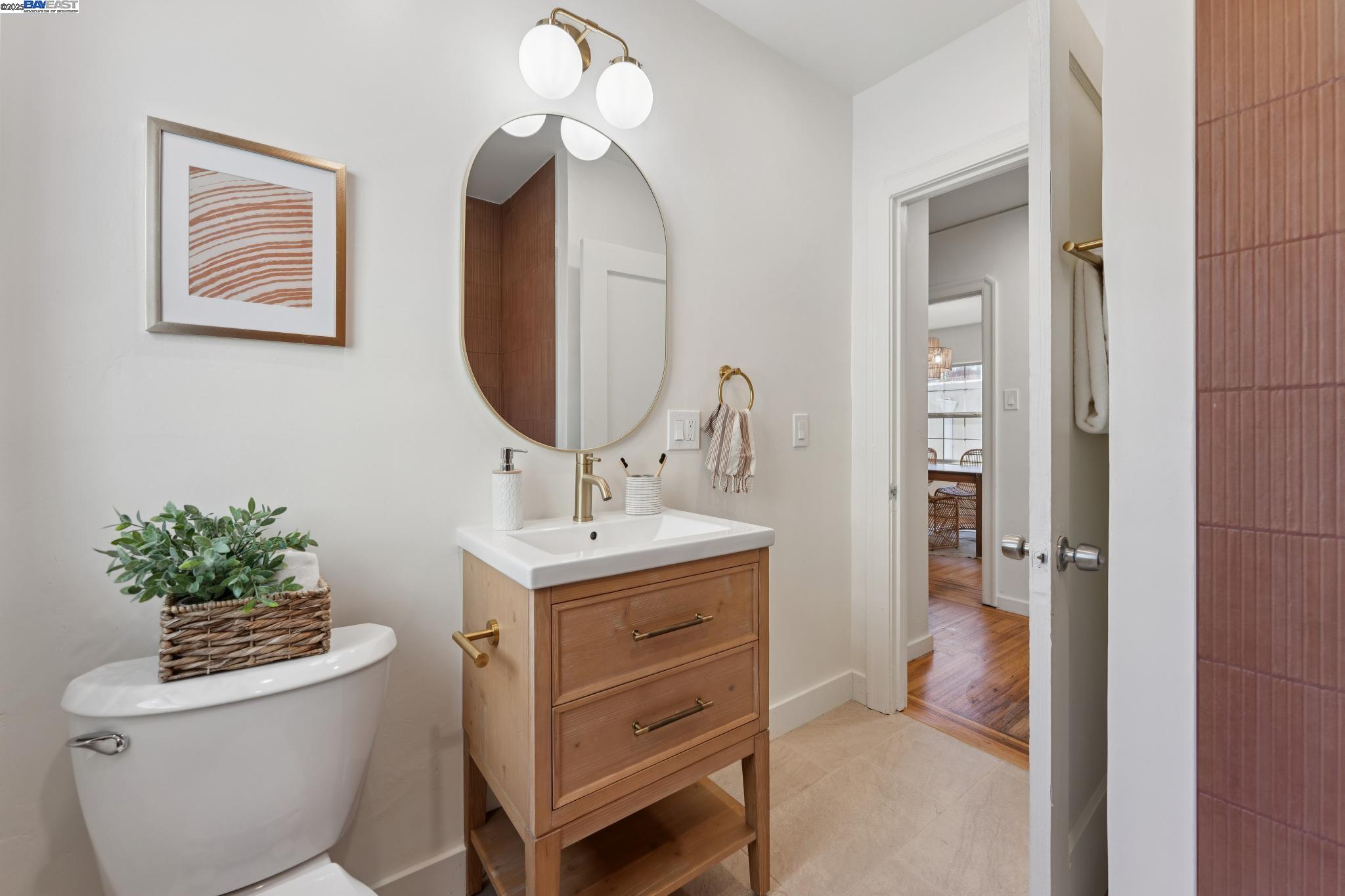 Detail Gallery Image 30 of 53 For 2521 80th, Oakland,  CA 94605 - 3 Beds | 1/1 Baths