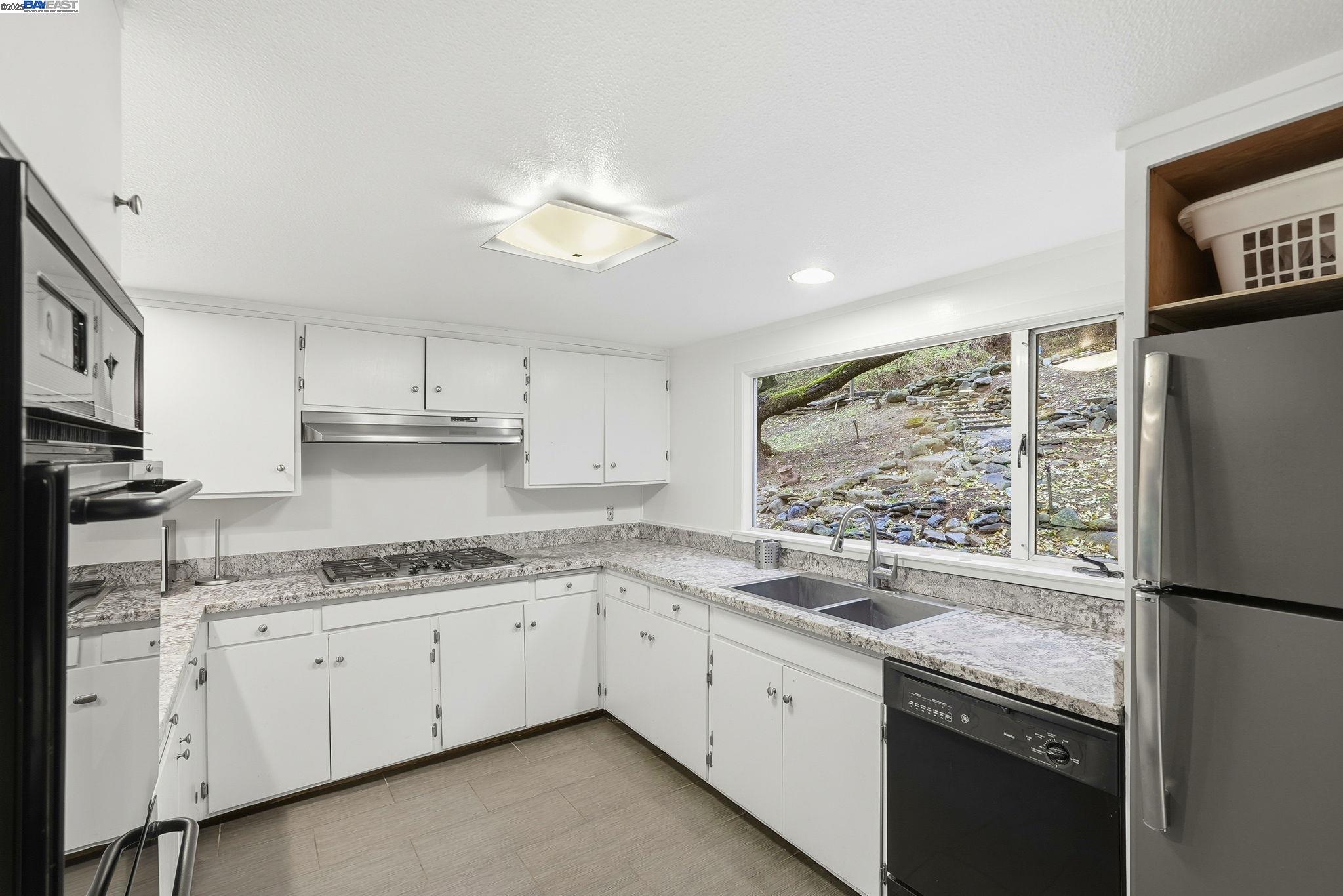 Detail Gallery Image 16 of 40 For 2929 Kilkare Rd, Sunol,  CA 94586 - 2 Beds | 2 Baths