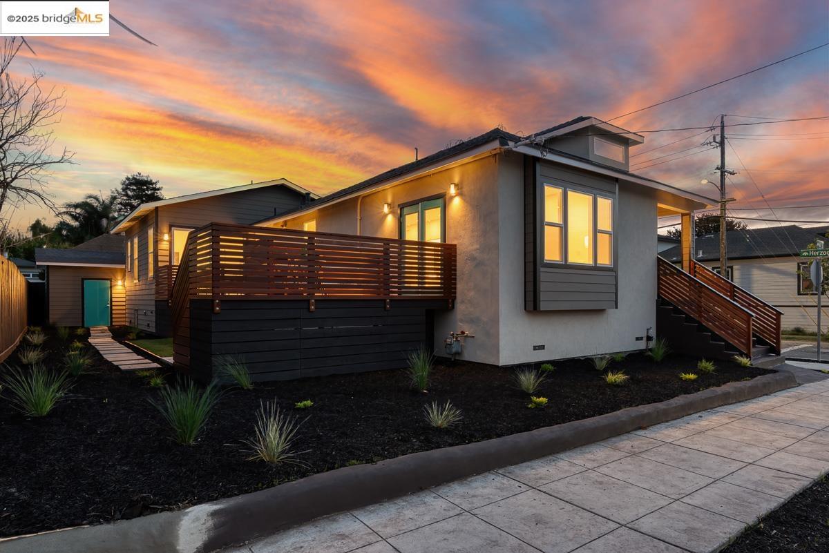 Front Image Thumbnail for EB41116849