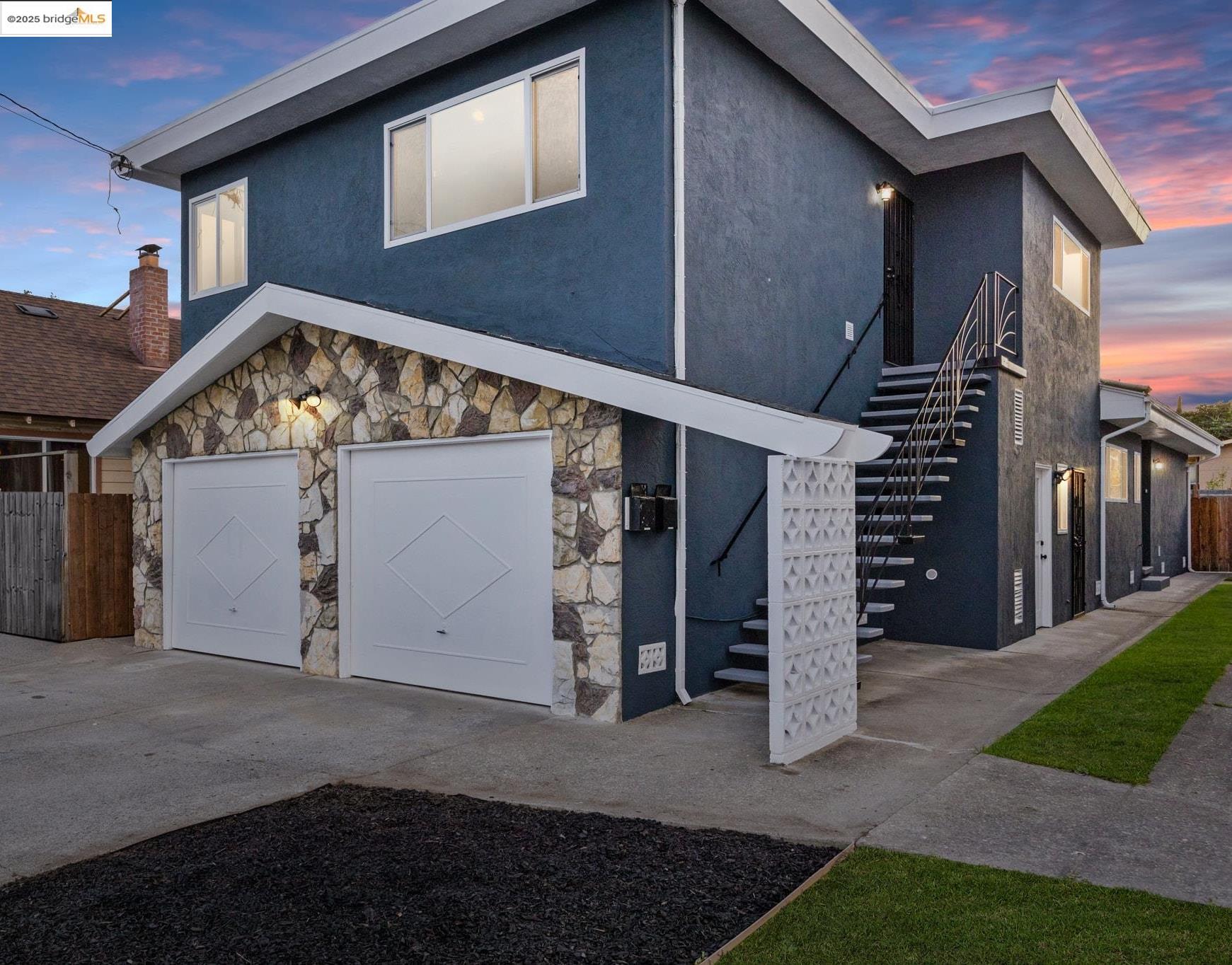 Front Image Thumbnail for EB41116851