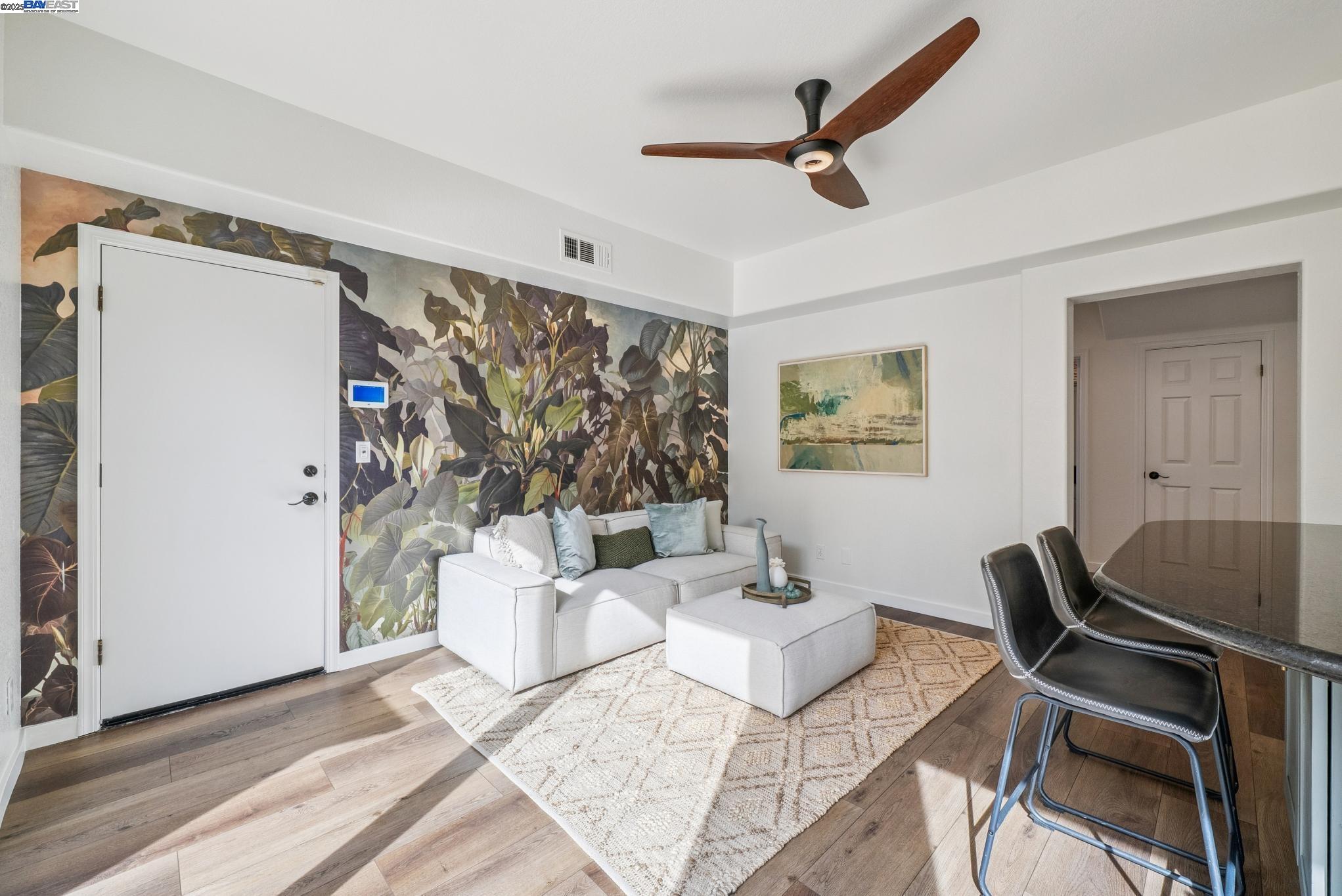 Detail Gallery Image 16 of 58 For 114 Fundy Bay, Alameda,  CA 94502 - 4 Beds | 2/1 Baths