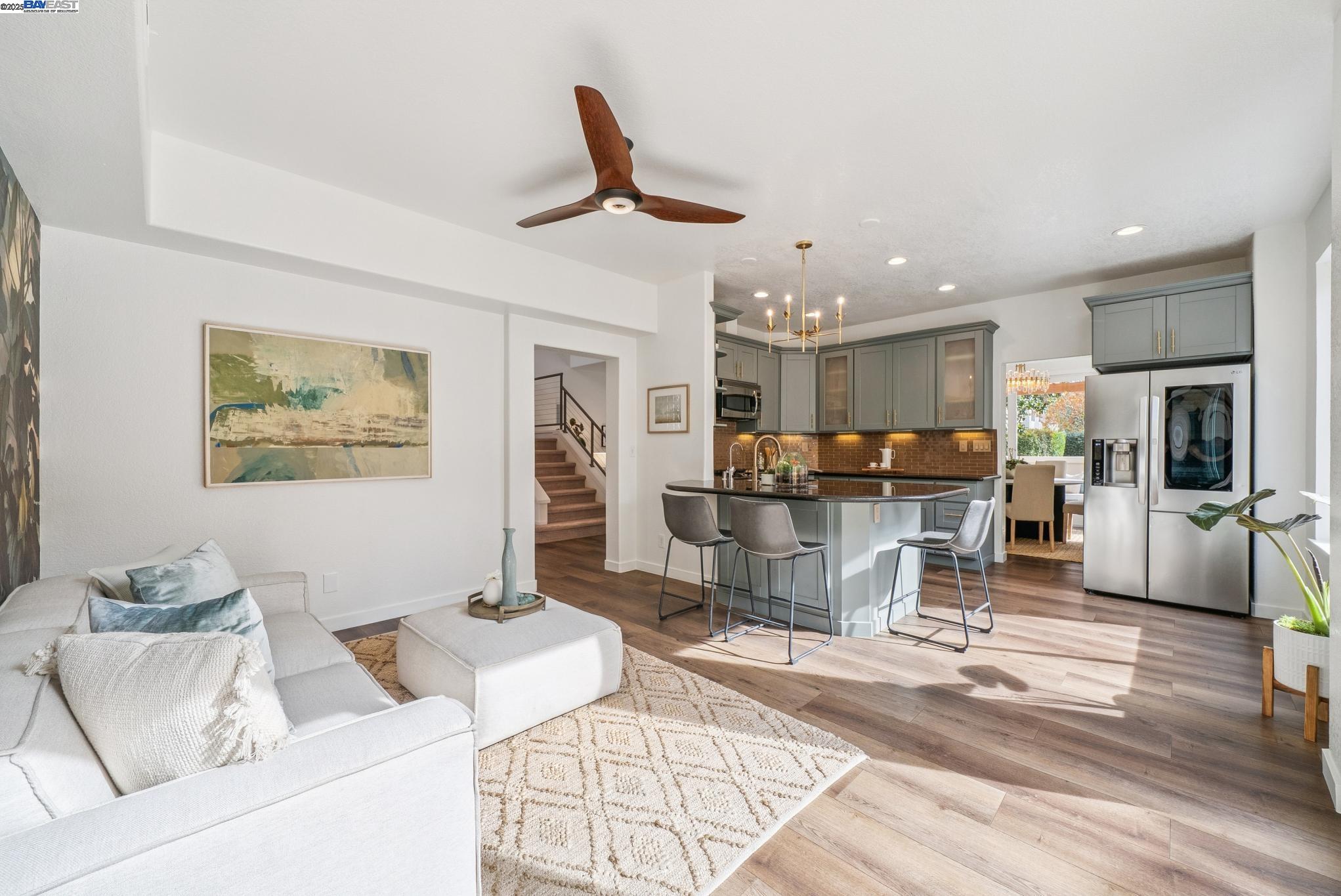 Detail Gallery Image 18 of 58 For 114 Fundy Bay, Alameda,  CA 94502 - 4 Beds | 2/1 Baths