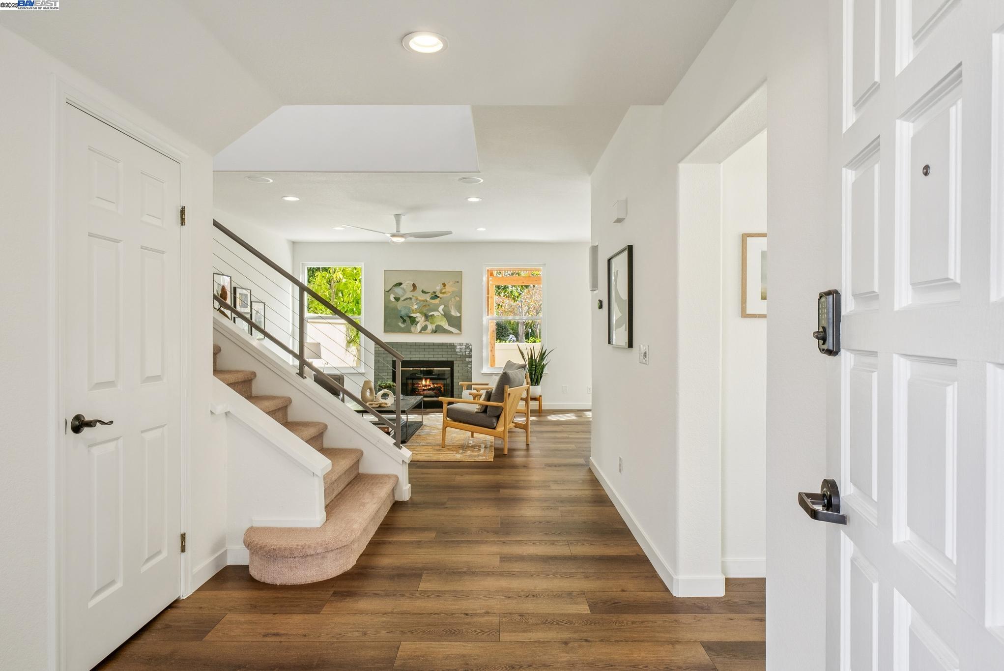 Detail Gallery Image 3 of 58 For 114 Fundy Bay, Alameda,  CA 94502 - 4 Beds | 2/1 Baths