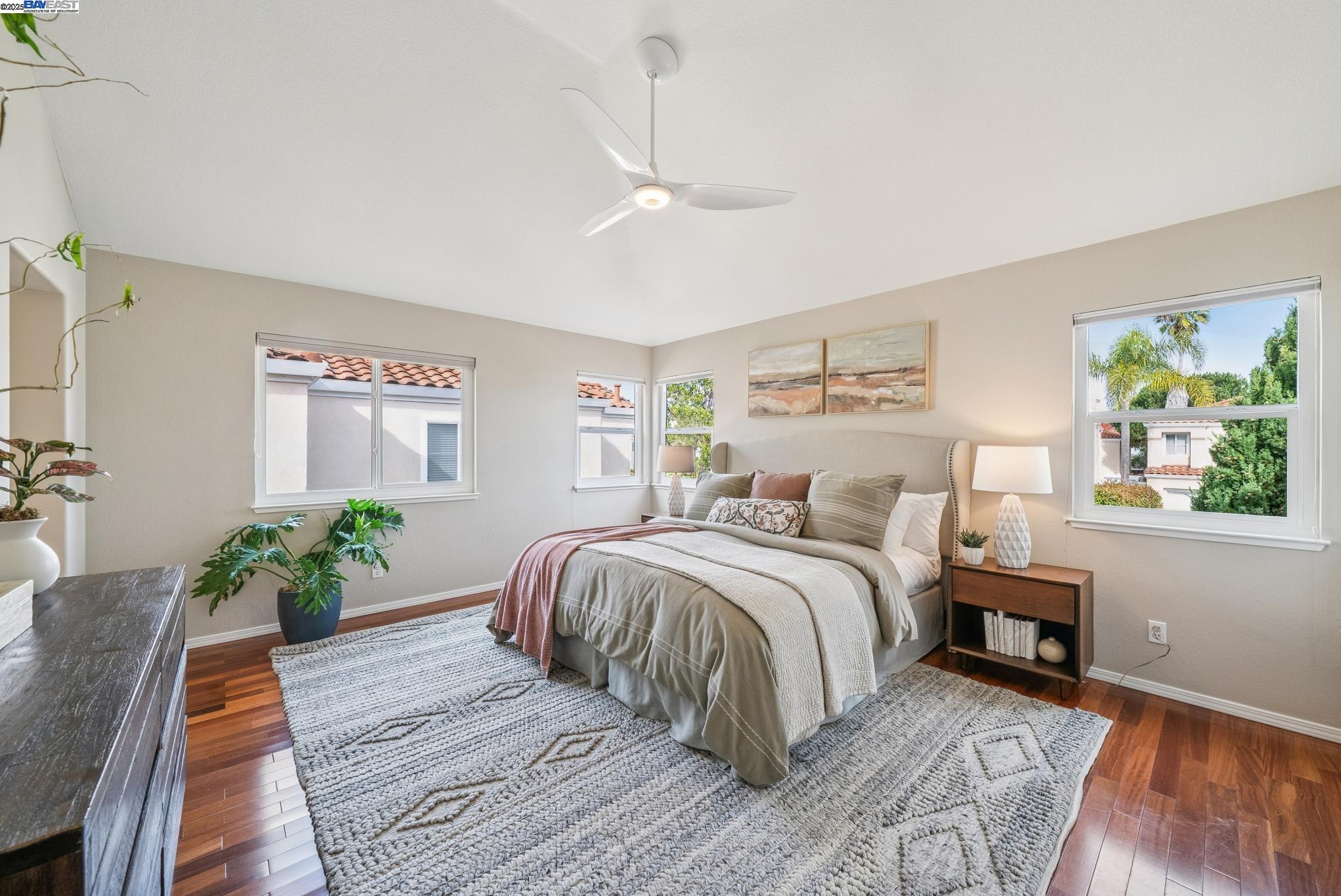 Detail Gallery Image 25 of 58 For 114 Fundy Bay, Alameda,  CA 94502 - 4 Beds | 2/1 Baths