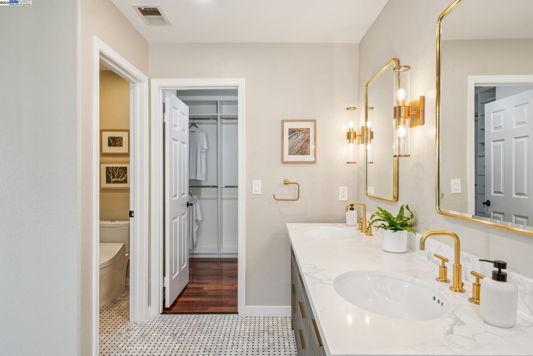 Detail Gallery Image 28 of 58 For 114 Fundy Bay, Alameda,  CA 94502 - 4 Beds | 2/1 Baths