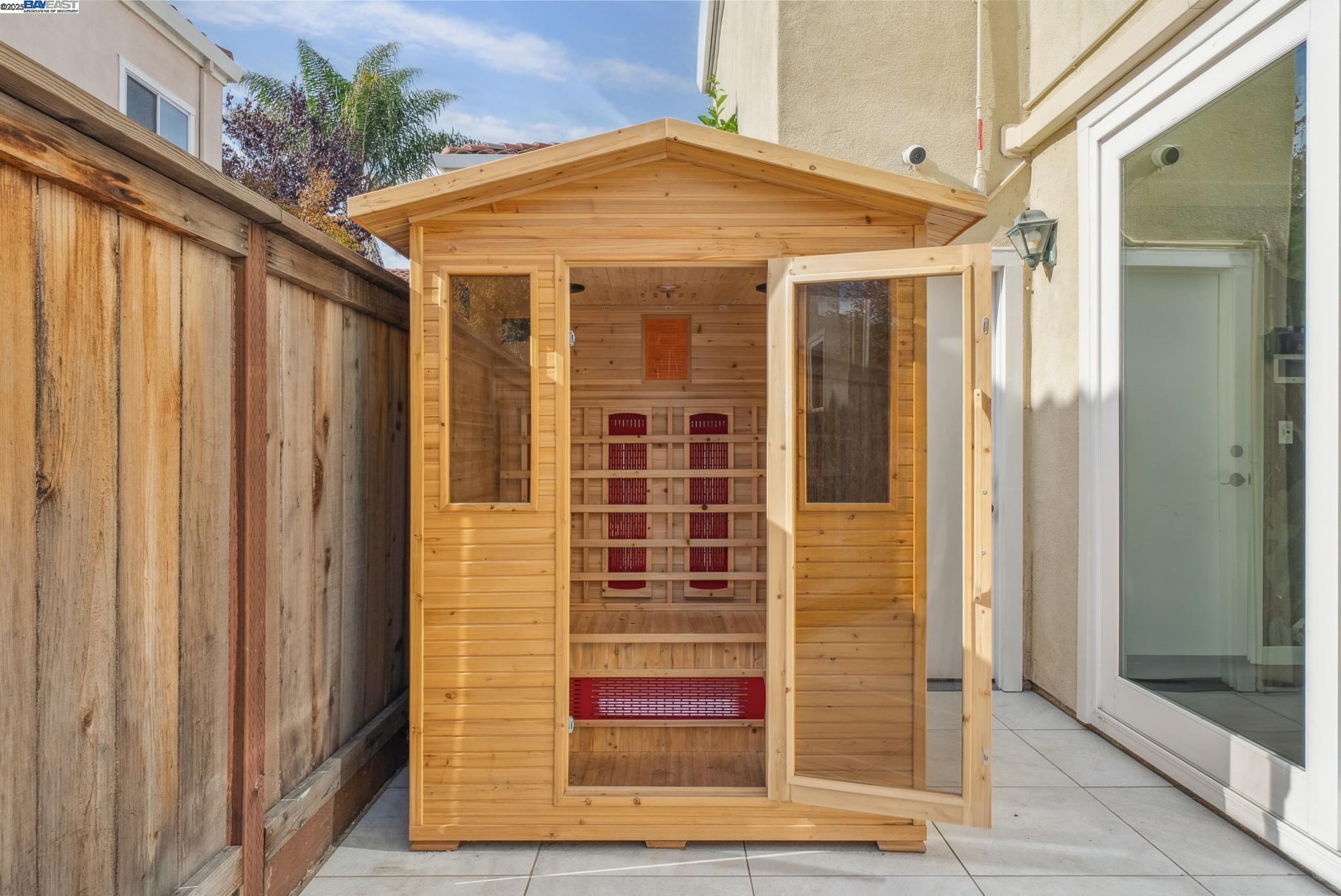 Detail Gallery Image 51 of 58 For 114 Fundy Bay, Alameda,  CA 94502 - 4 Beds | 2/1 Baths