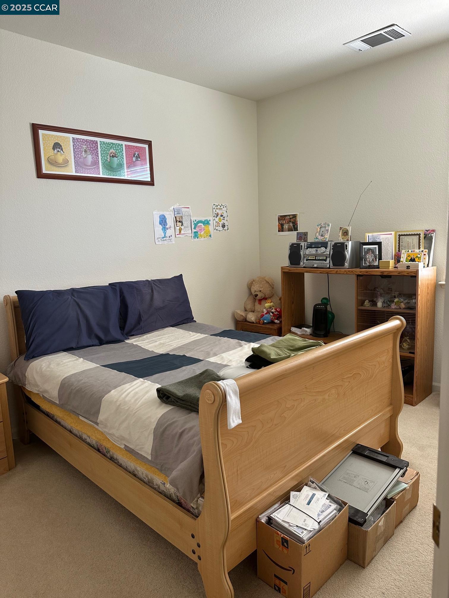 Detail Gallery Image 12 of 19 For 584 Silver Maple Drive, Hercules,  CA 94547 - 4 Beds | 3 Baths